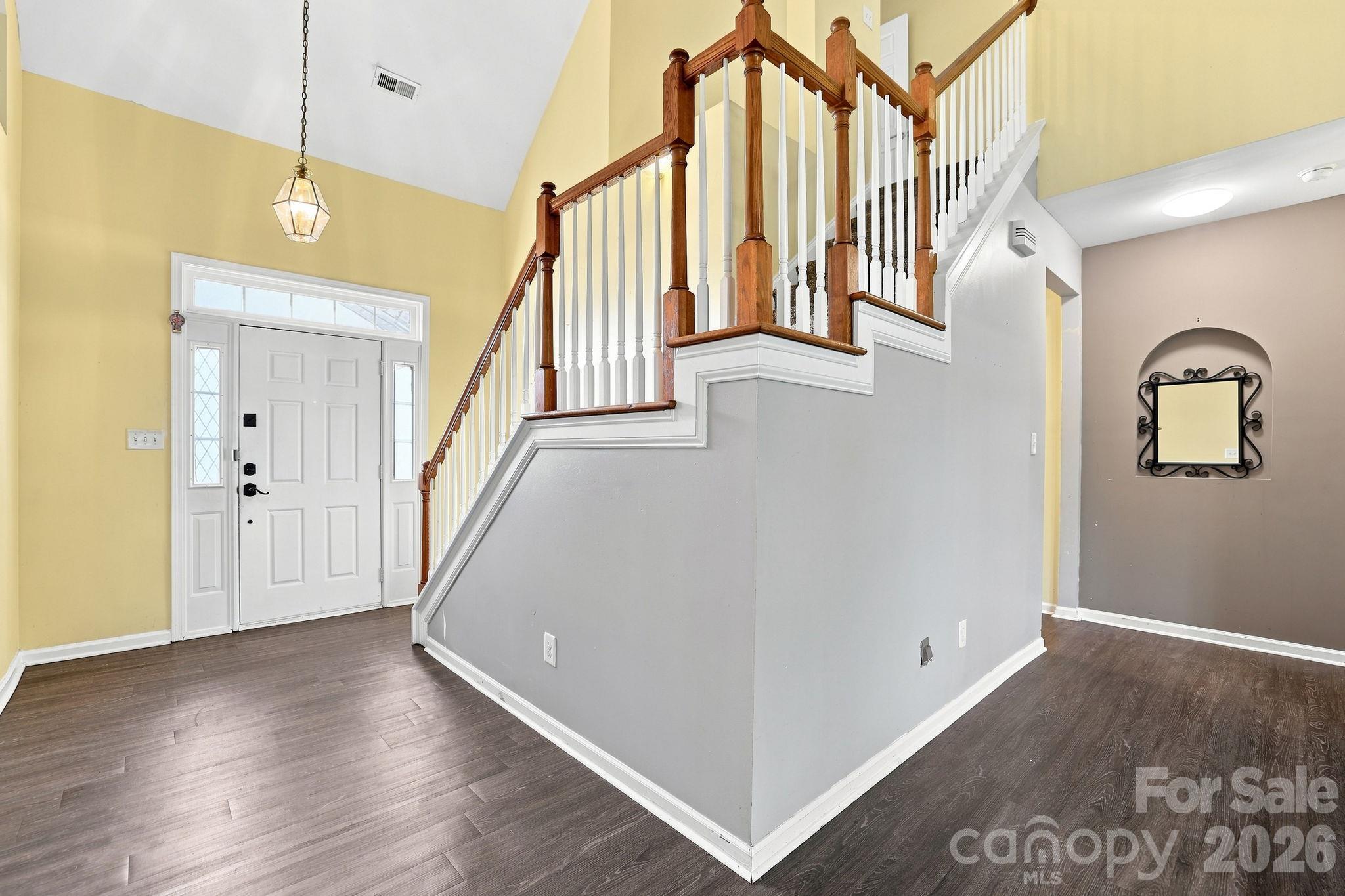 Single Family Residence at 1000 Barbee Farm Drive, Monroe, photo 3 of 31