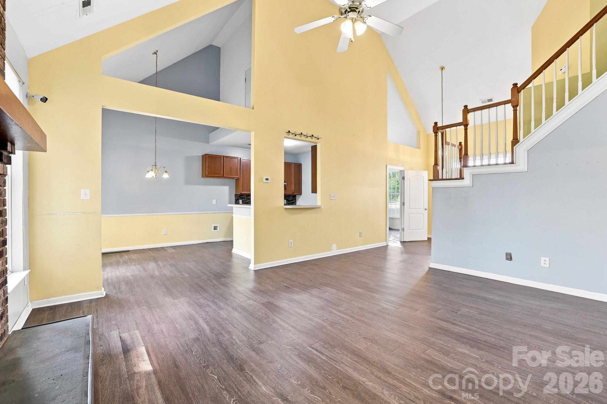 Single Family Residence at 1000 Barbee Farm Drive, Monroe, photo 5 of 31
