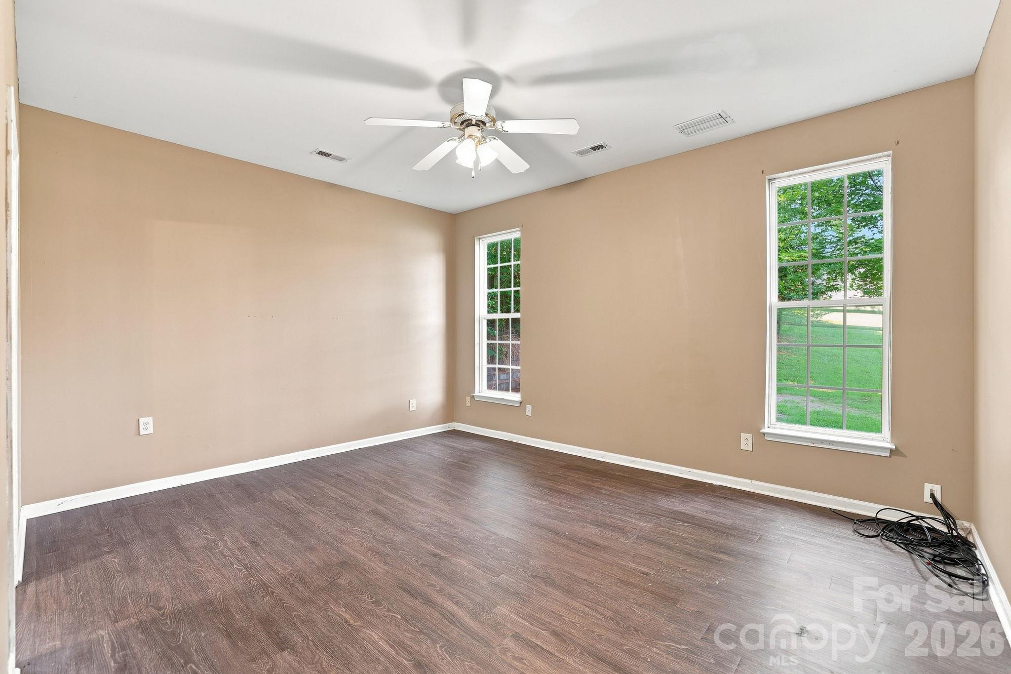 Single Family Residence at 1000 Barbee Farm Drive, Monroe, photo 11 of 31