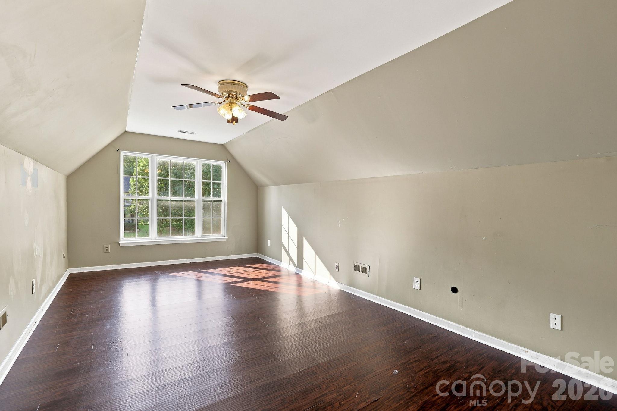 Single Family Residence at 1000 Barbee Farm Drive, Monroe, photo 16 of 31