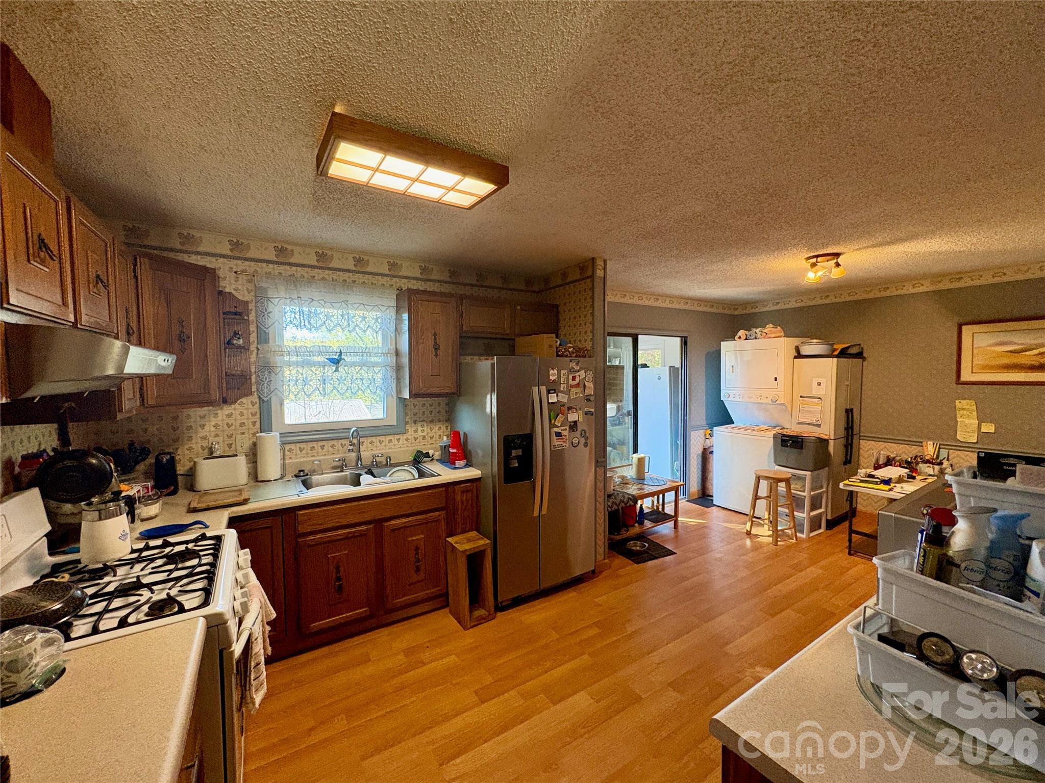 Single Family Residence at 41 Eye View Road, Candler, photo 8 of 23