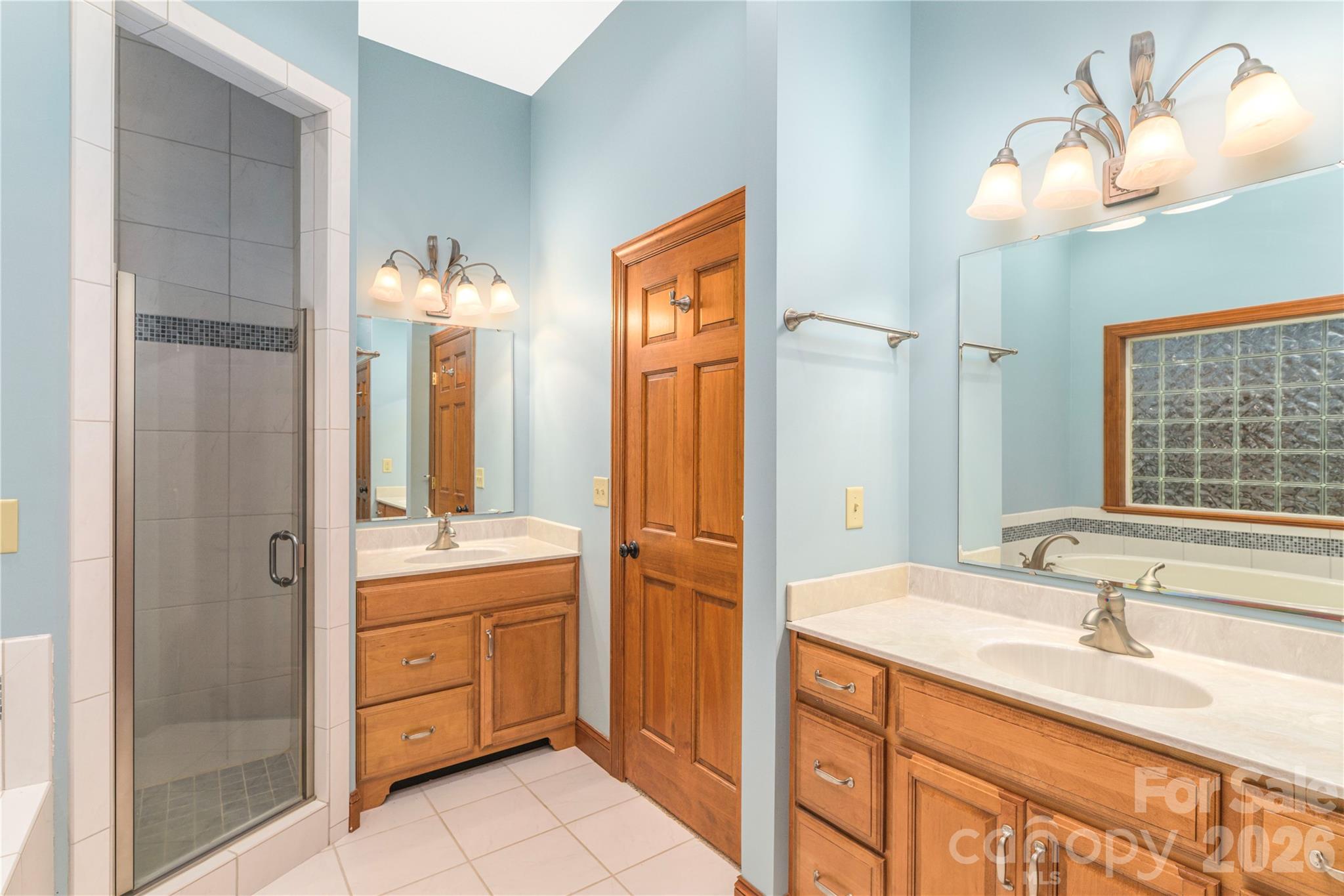 Two vanities in primary - 1341 Double Knob Drive, Arden