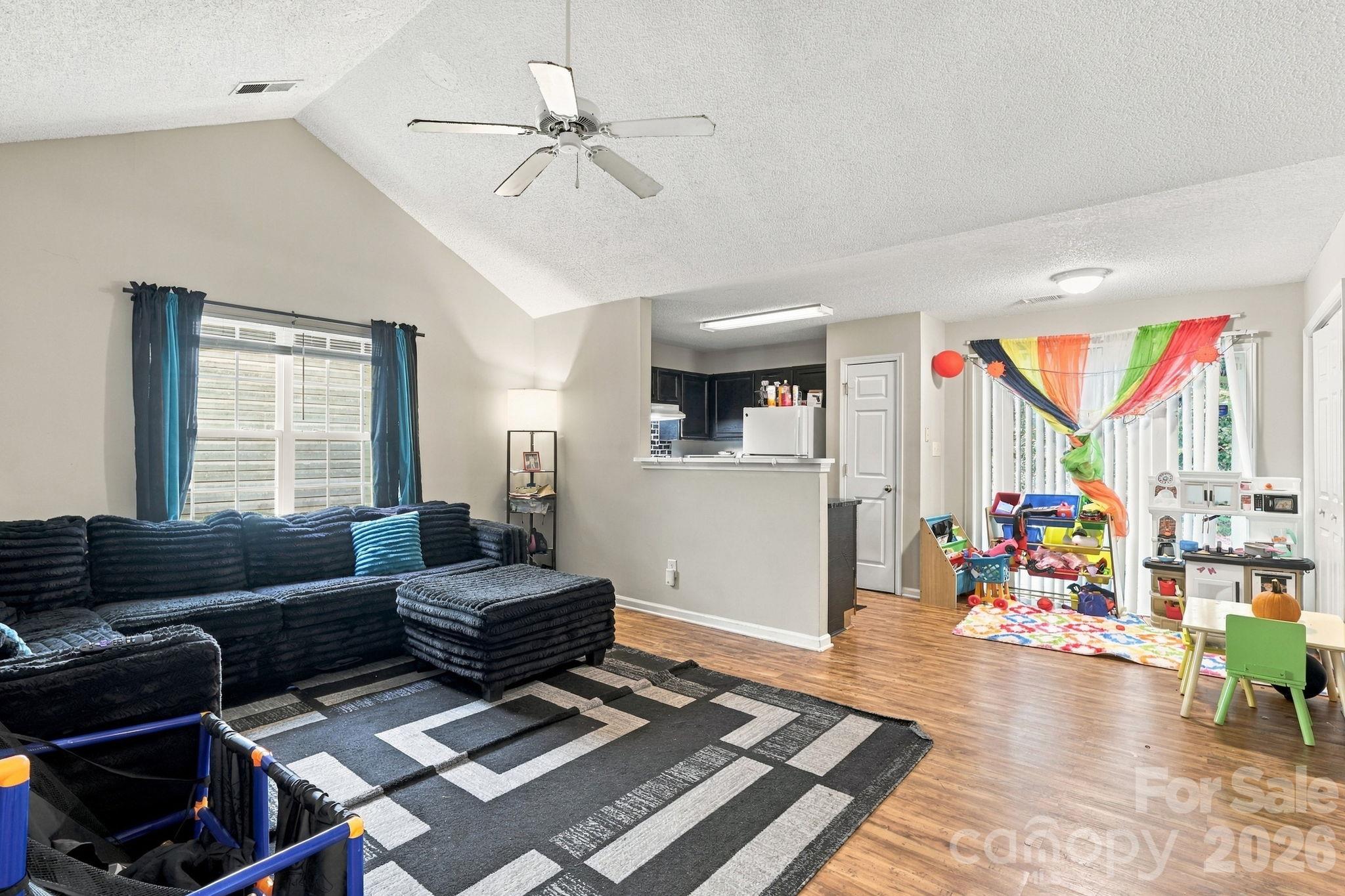 Single Family Residence at 1427 Hidden Stream Court, Charlotte, photo 3 of 15