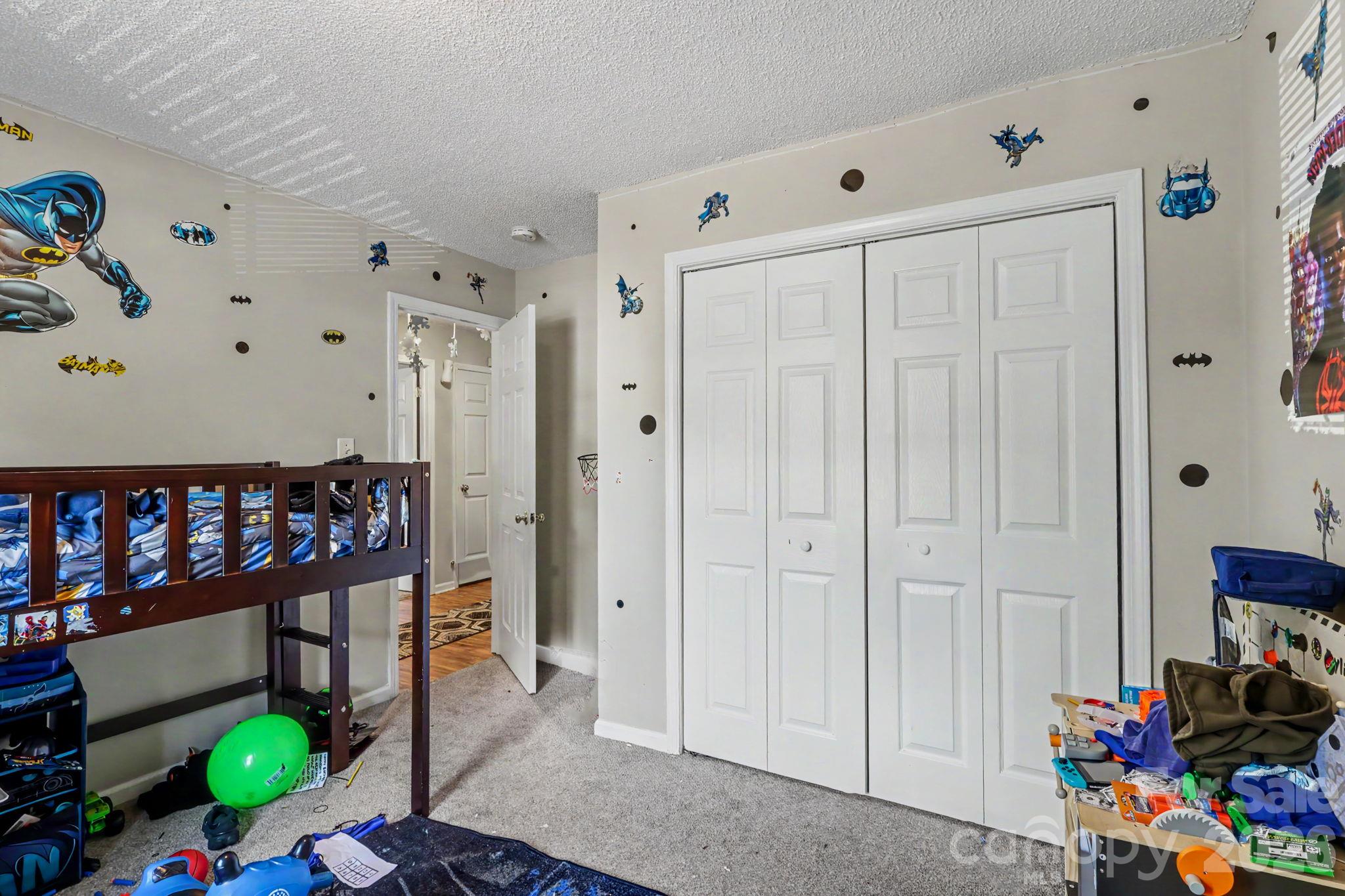 Single Family Residence at 1427 Hidden Stream Court, Charlotte, photo 11 of 15