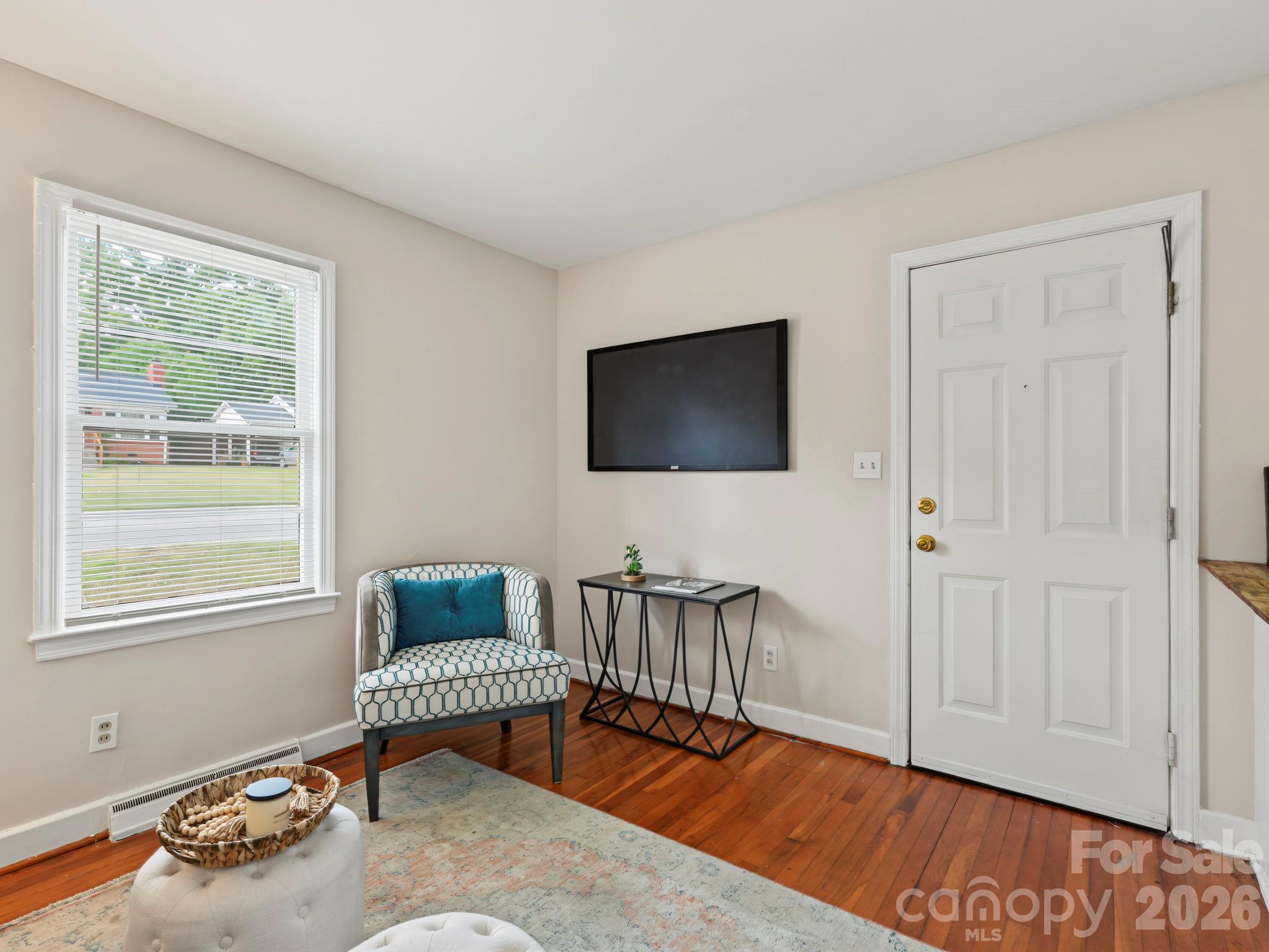 Duplex at 2420 Shamrock Drive, Charlotte, photo 5 of 35