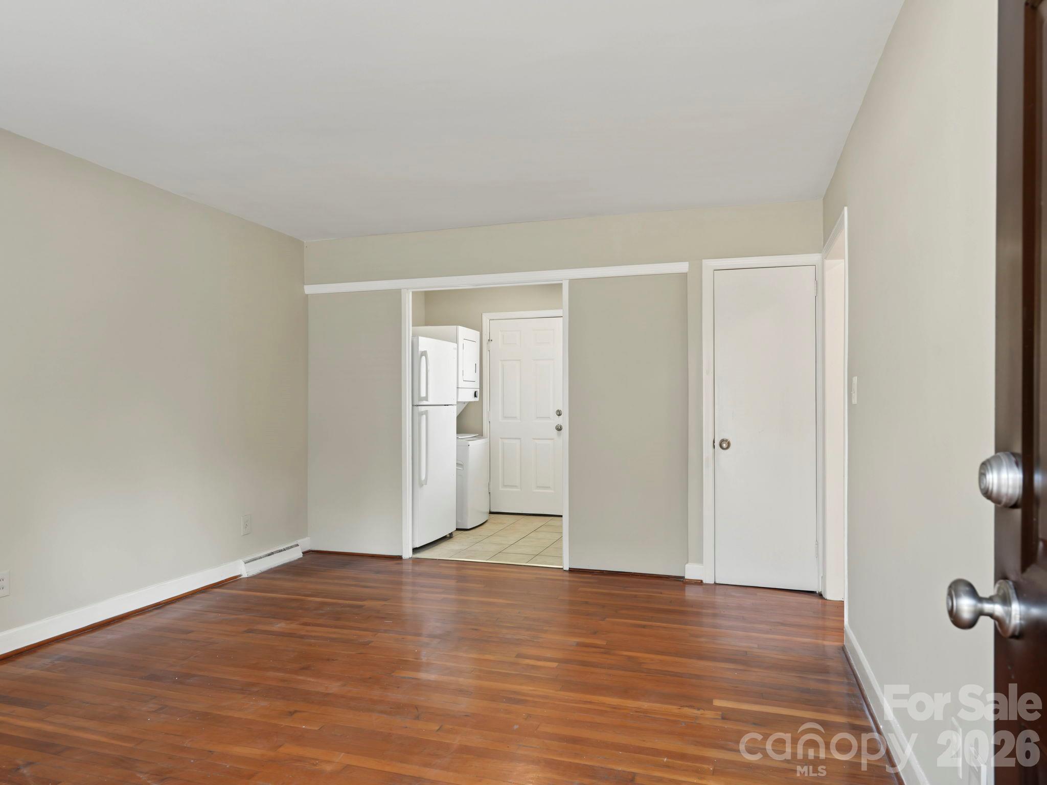 Duplex at 2420 Shamrock Drive, Charlotte, photo 22 of 35