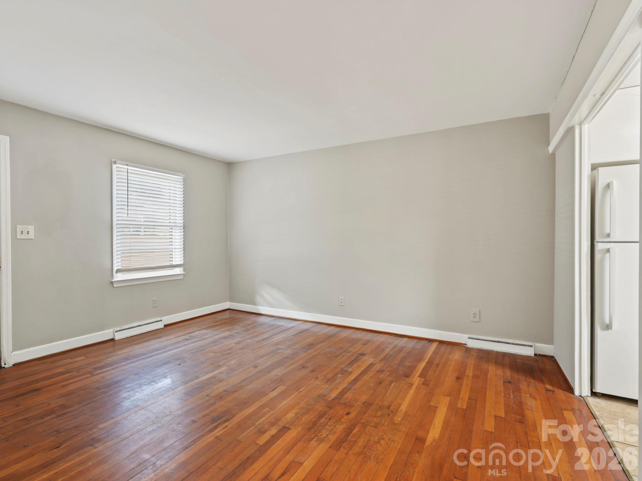 Duplex at 2420 Shamrock Drive, Charlotte, photo 24 of 35