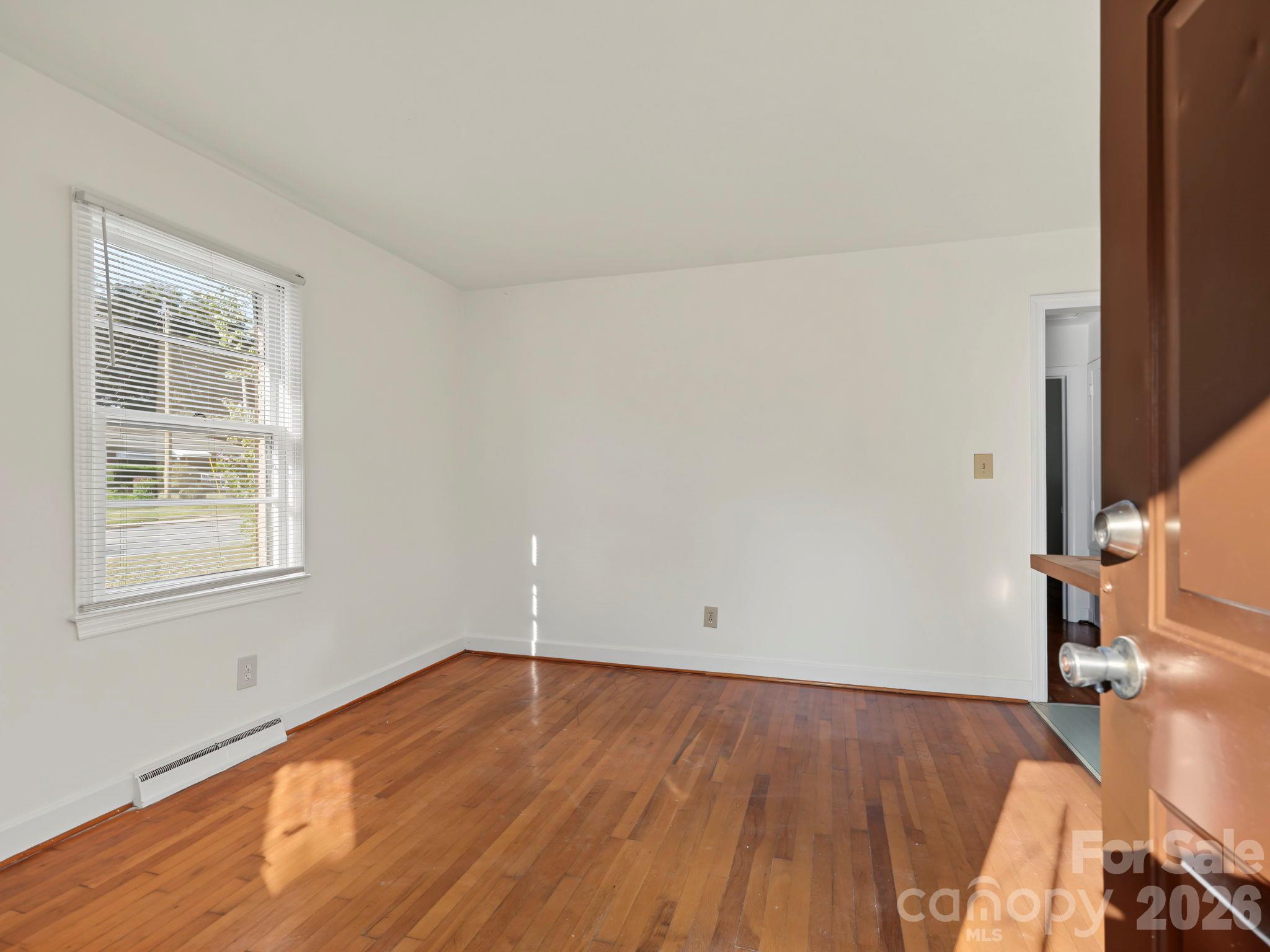 Duplex at 2500 Shamrock Drive, Charlotte, photo 2 of 21