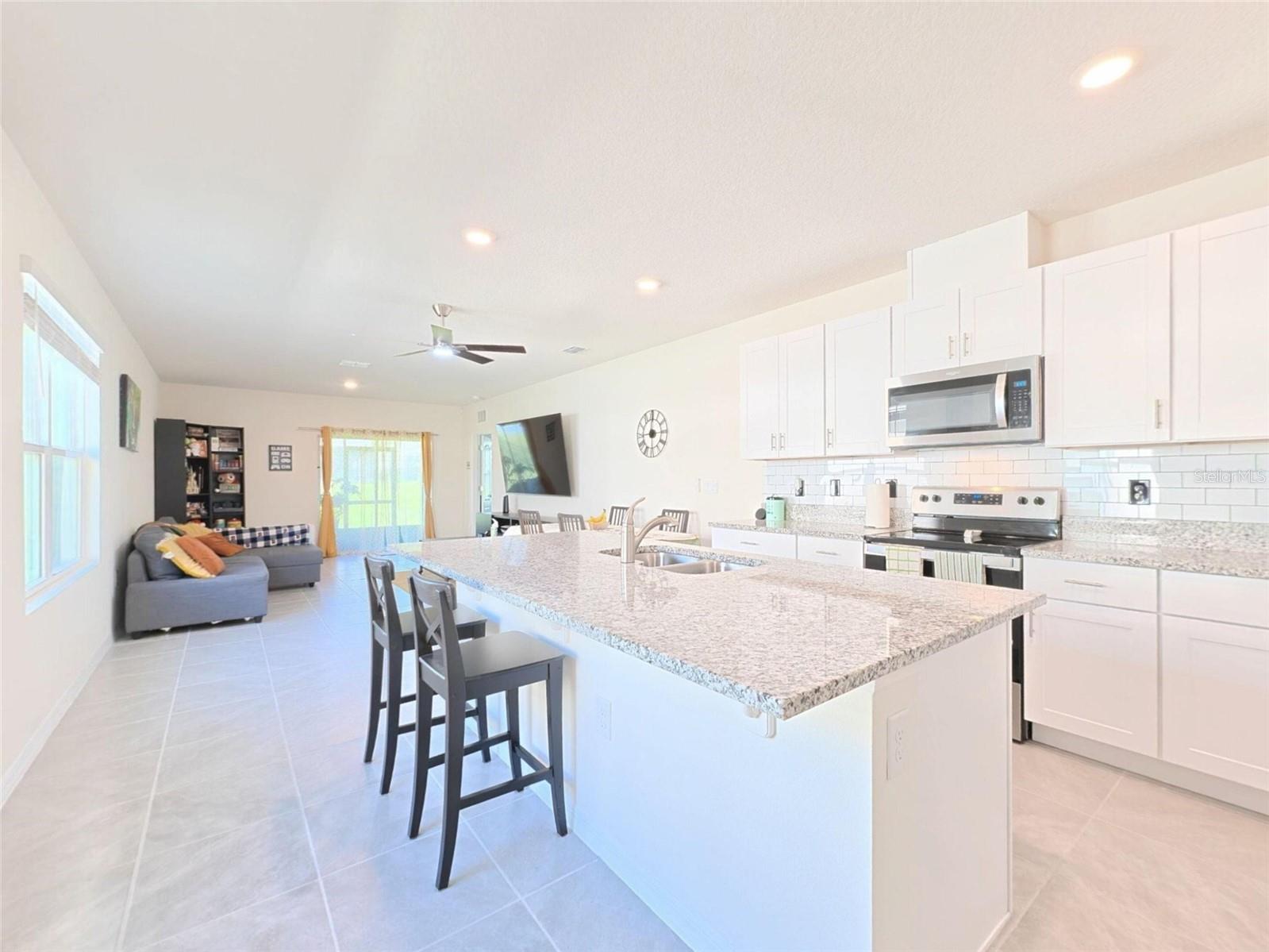 Single Family Residence at 402 CHARLOTTE WAY, DELAND, photo 6 of 48