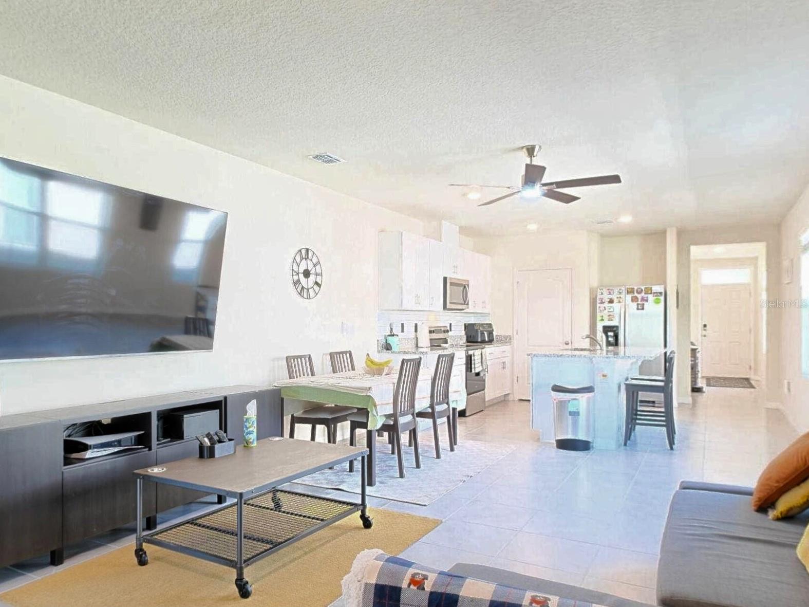 Single Family Residence at 402 CHARLOTTE WAY, DELAND, photo 12 of 48