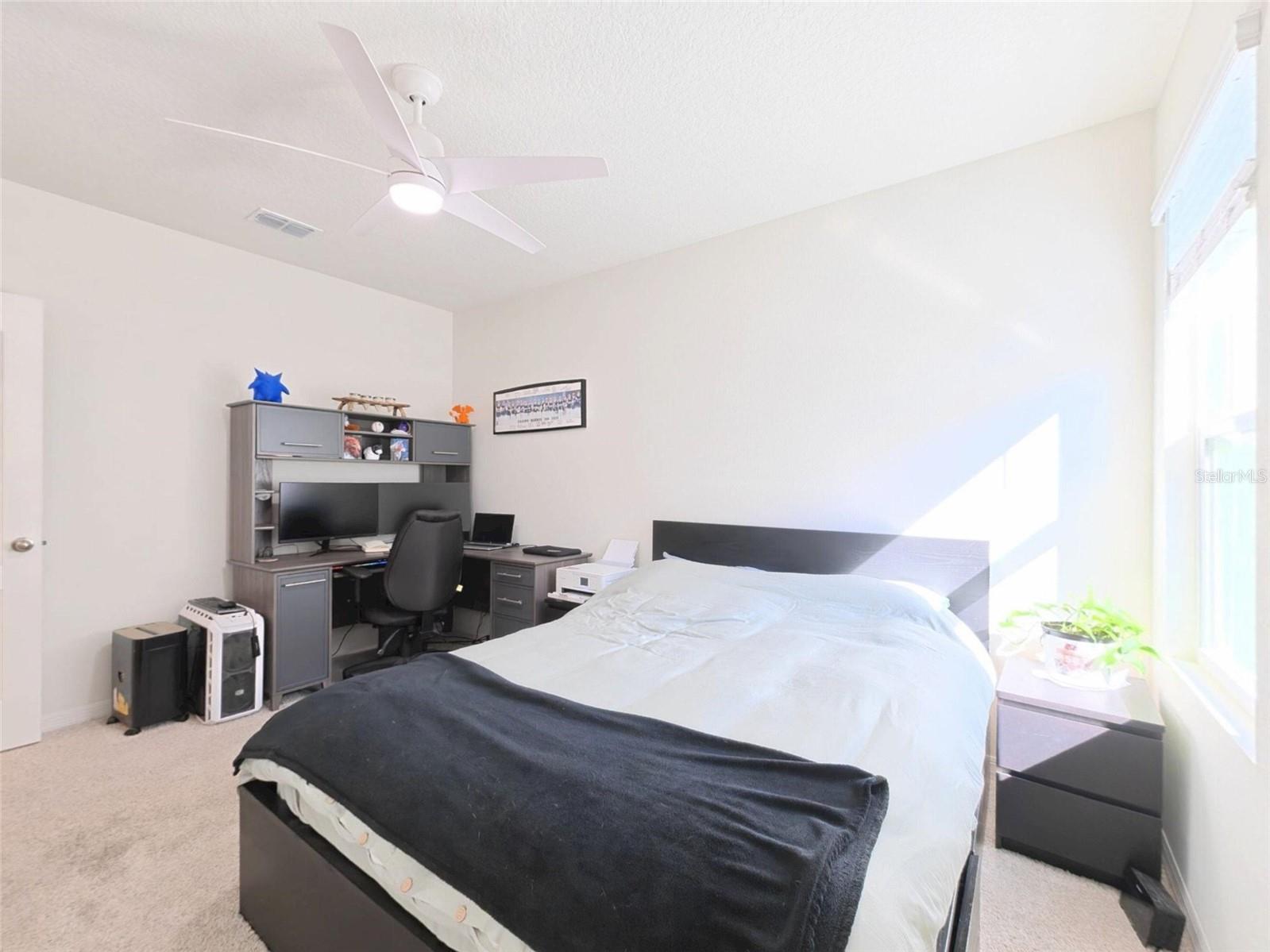 Single Family Residence at 402 CHARLOTTE WAY, DELAND, photo 31 of 48