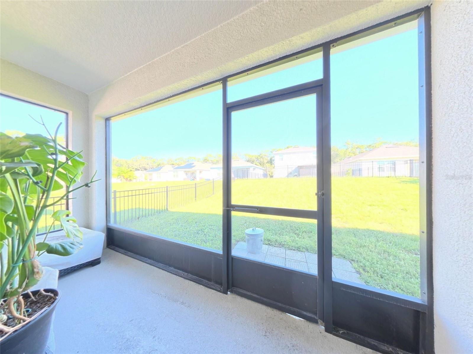 Single Family Residence at 402 CHARLOTTE WAY, DELAND, photo 33 of 48