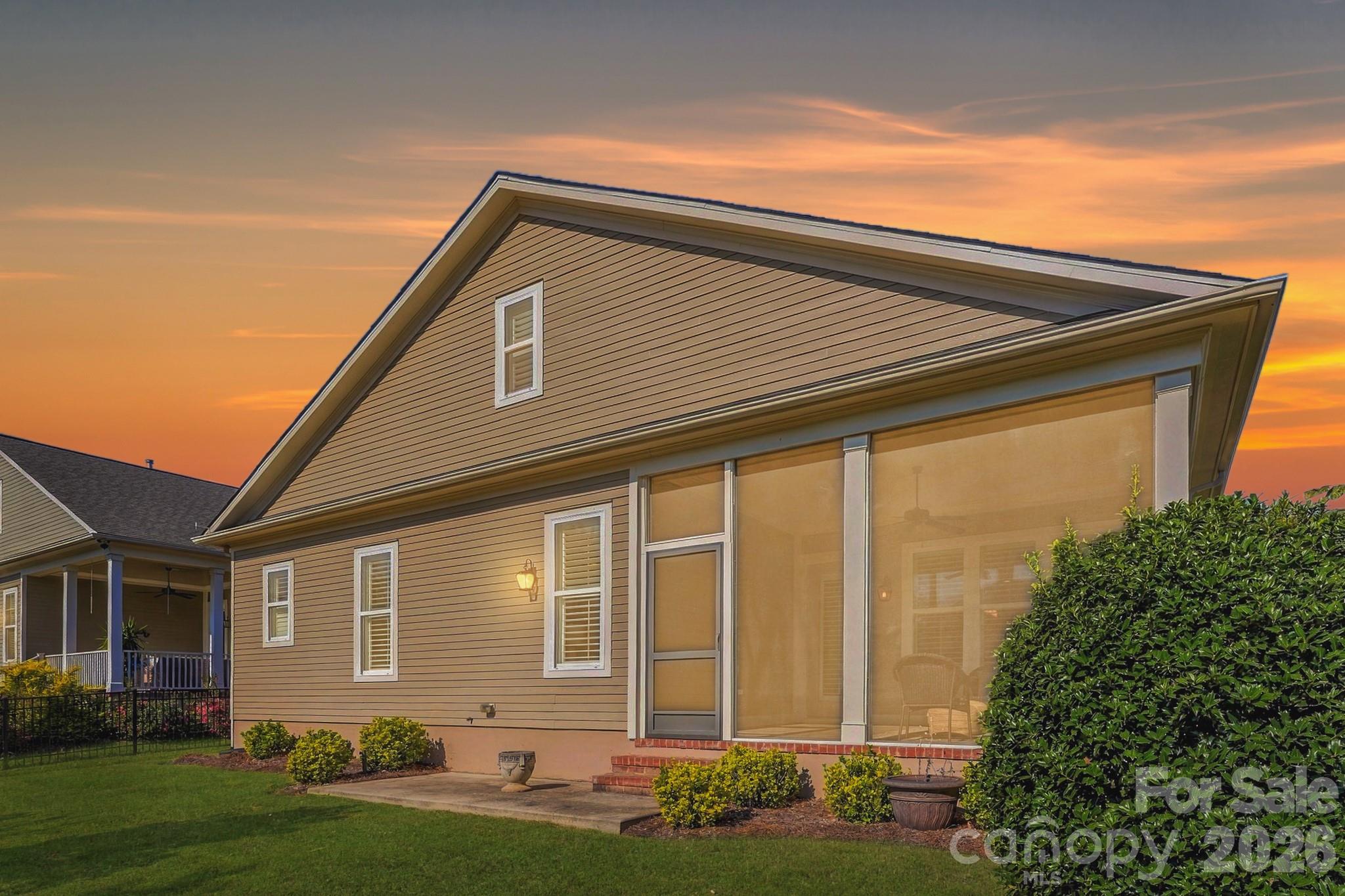 Single Family Residence at 143 Inspired Way, Fort Mill, photo 38 of 48