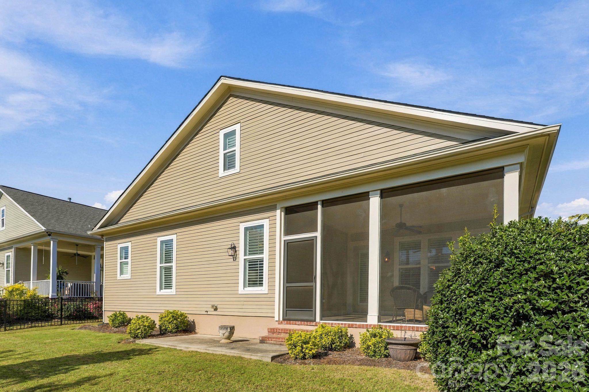 Single Family Residence at 143 Inspired Way, Fort Mill, photo 39 of 48