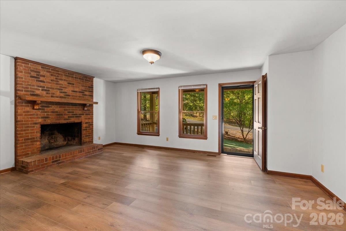 Single Family Residence at 119 Pioneer Drive, Mount Gilead, photo 11 of 31