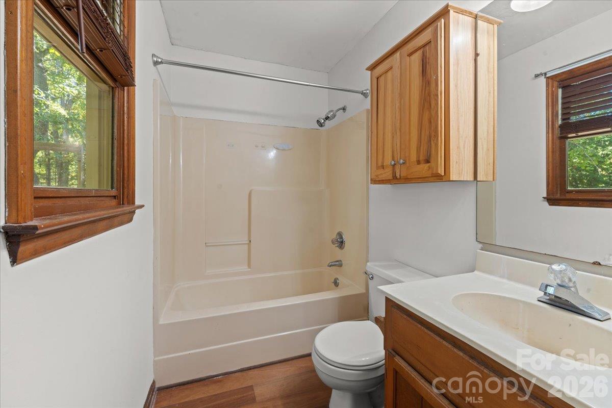 Single Family Residence at 119 Pioneer Drive, Mount Gilead, photo 14 of 31