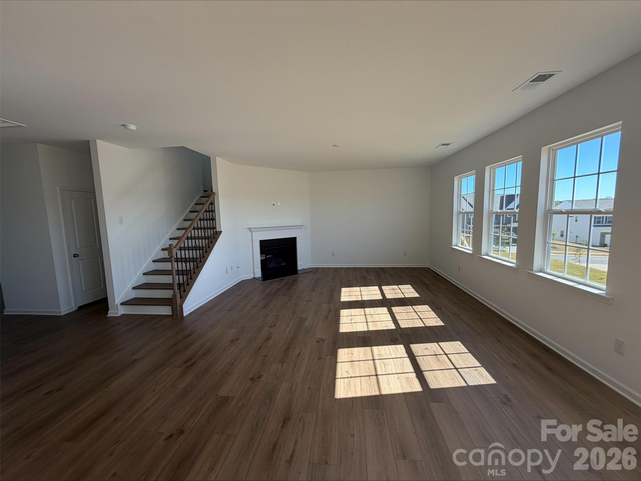 Single Family Residence at 1639 Grassy Knoll Trail, Maiden, photo 3 of 13