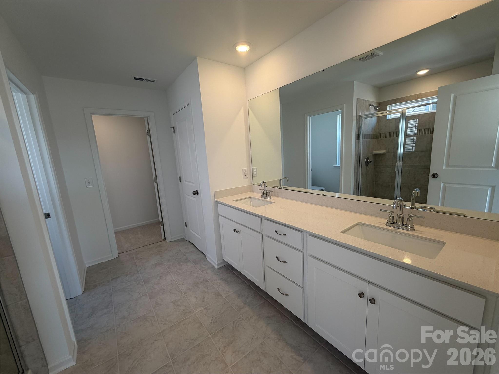 Single Family Residence at 1639 Grassy Knoll Trail, Maiden, photo 5 of 13