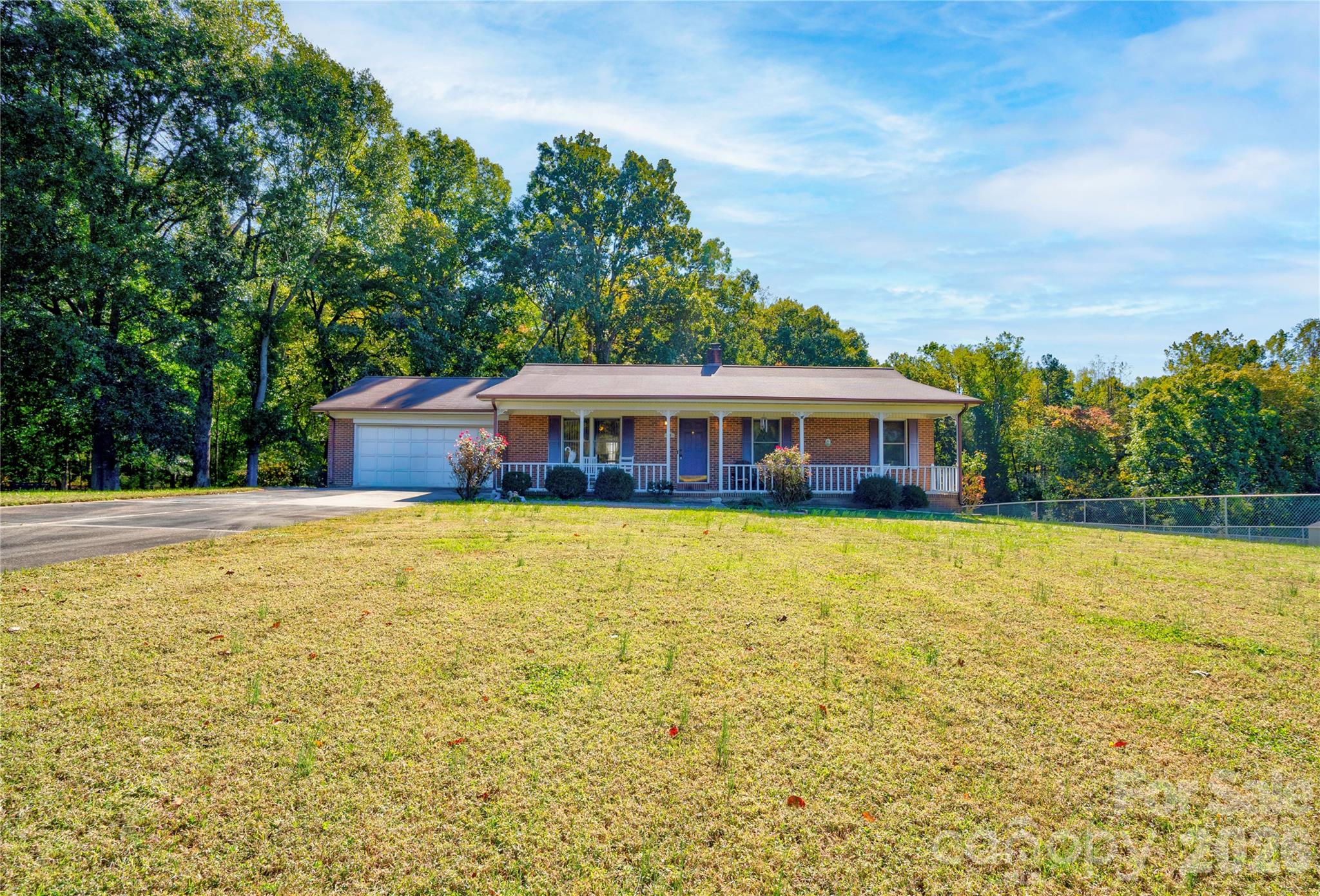 Single Family Residence at 225 Yarbro Road, Kings Mountain, photo 2 of 40