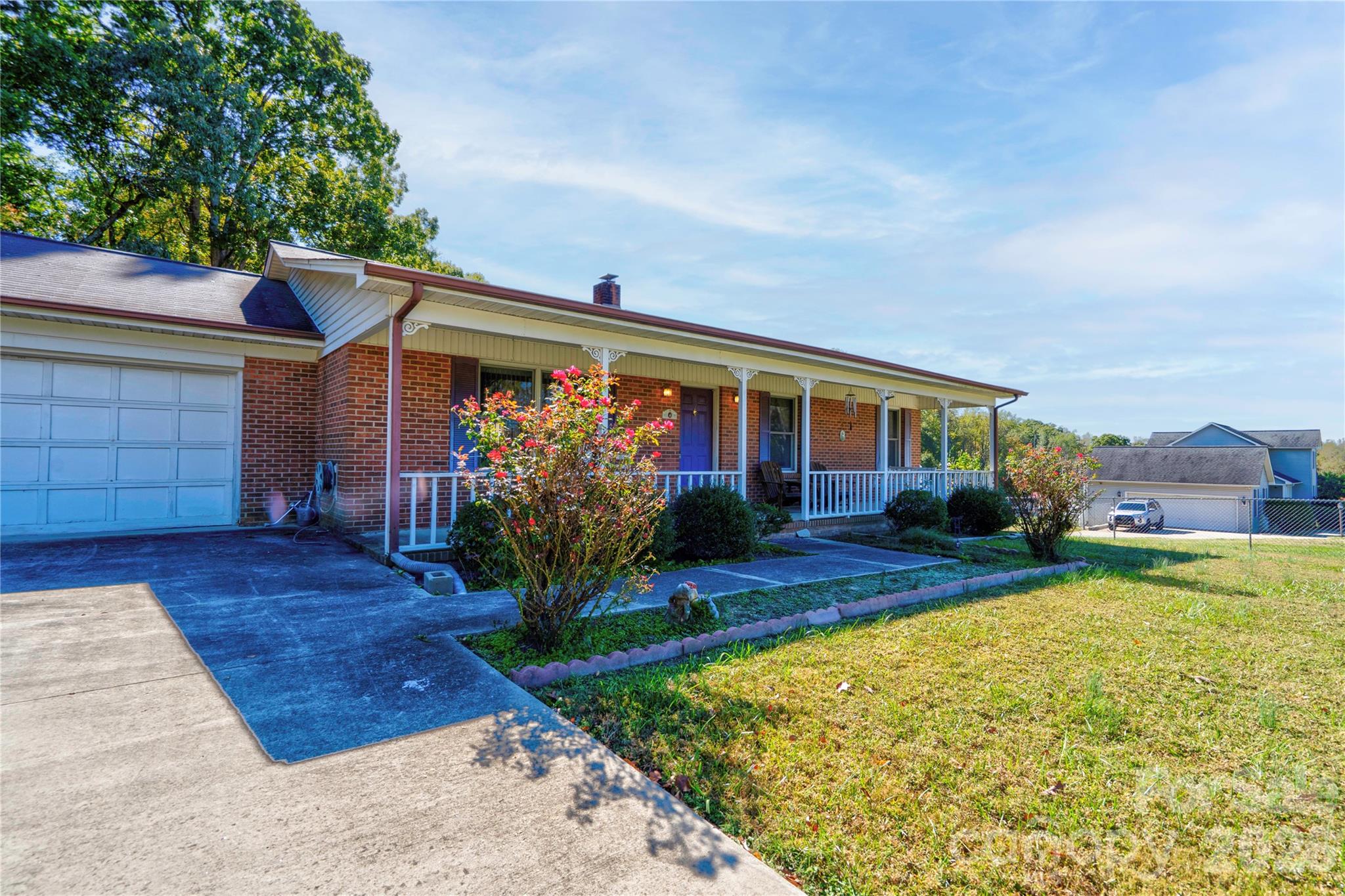 Single Family Residence at 225 Yarbro Road, Kings Mountain, photo 5 of 40