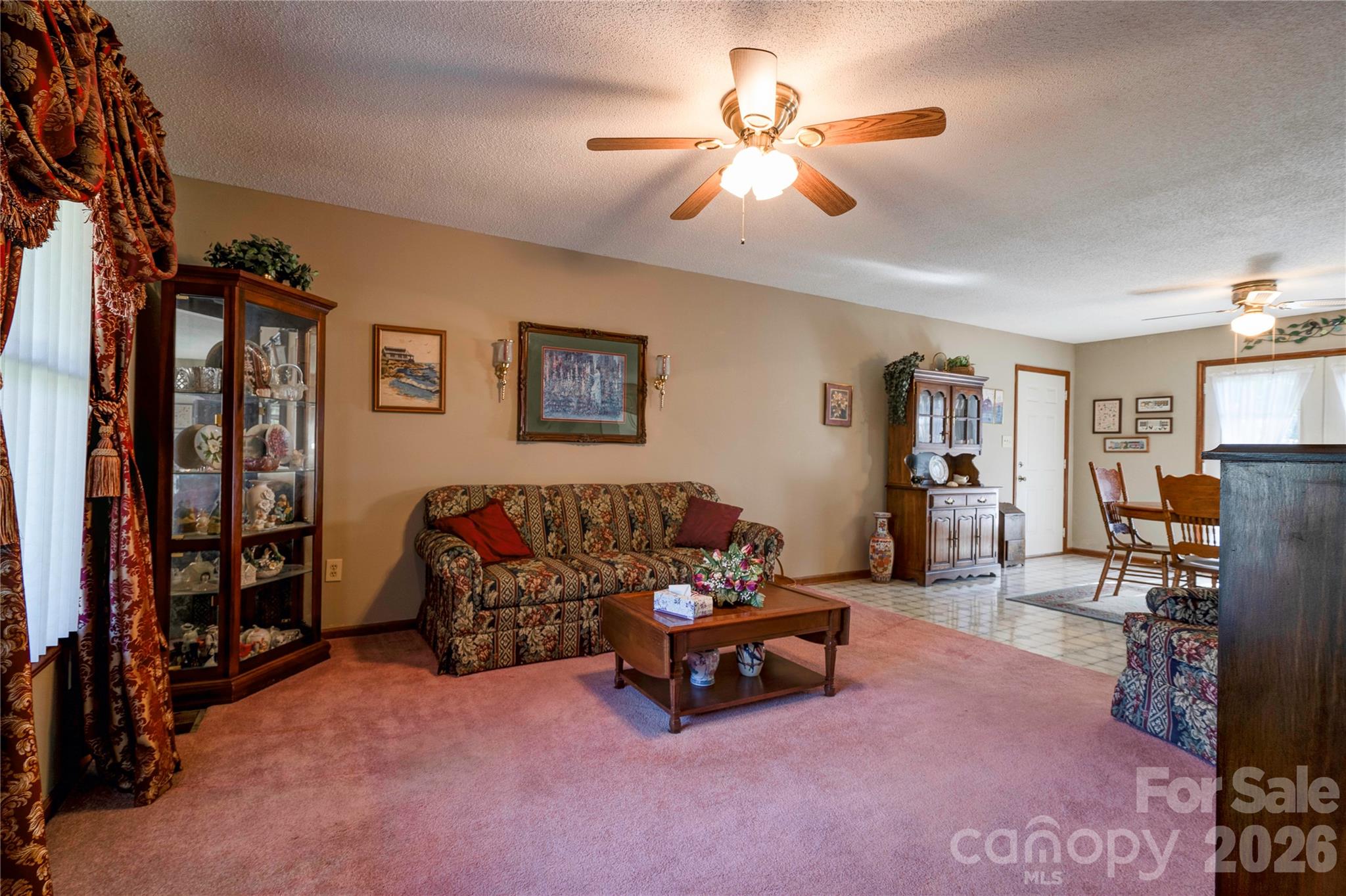 Single Family Residence at 225 Yarbro Road, Kings Mountain, photo 9 of 40