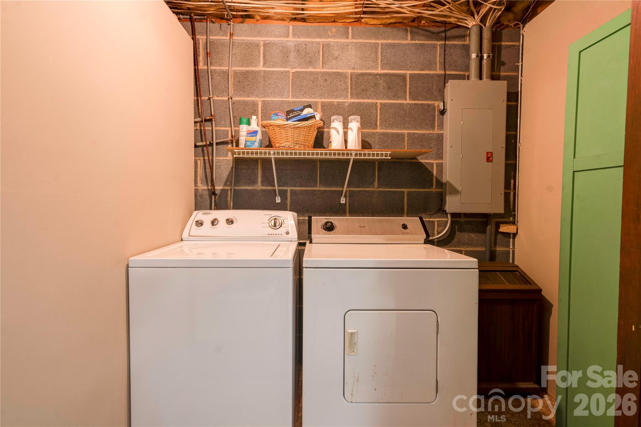 Single Family Residence at 225 Yarbro Road, Kings Mountain, photo 25 of 40