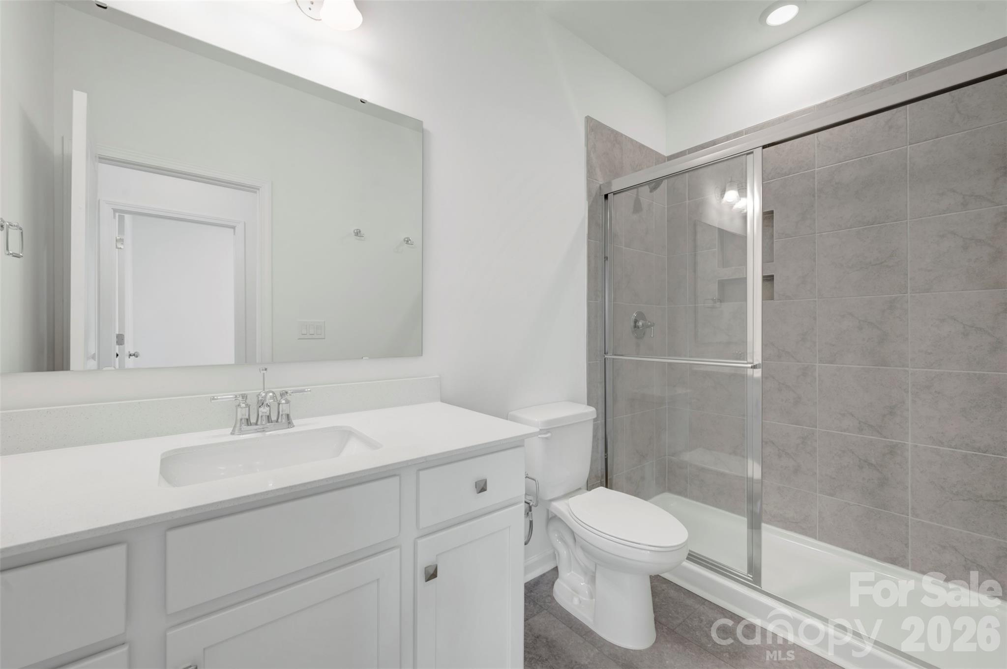 First floor full bathroom - 238 Amber Glen Drive, Locust