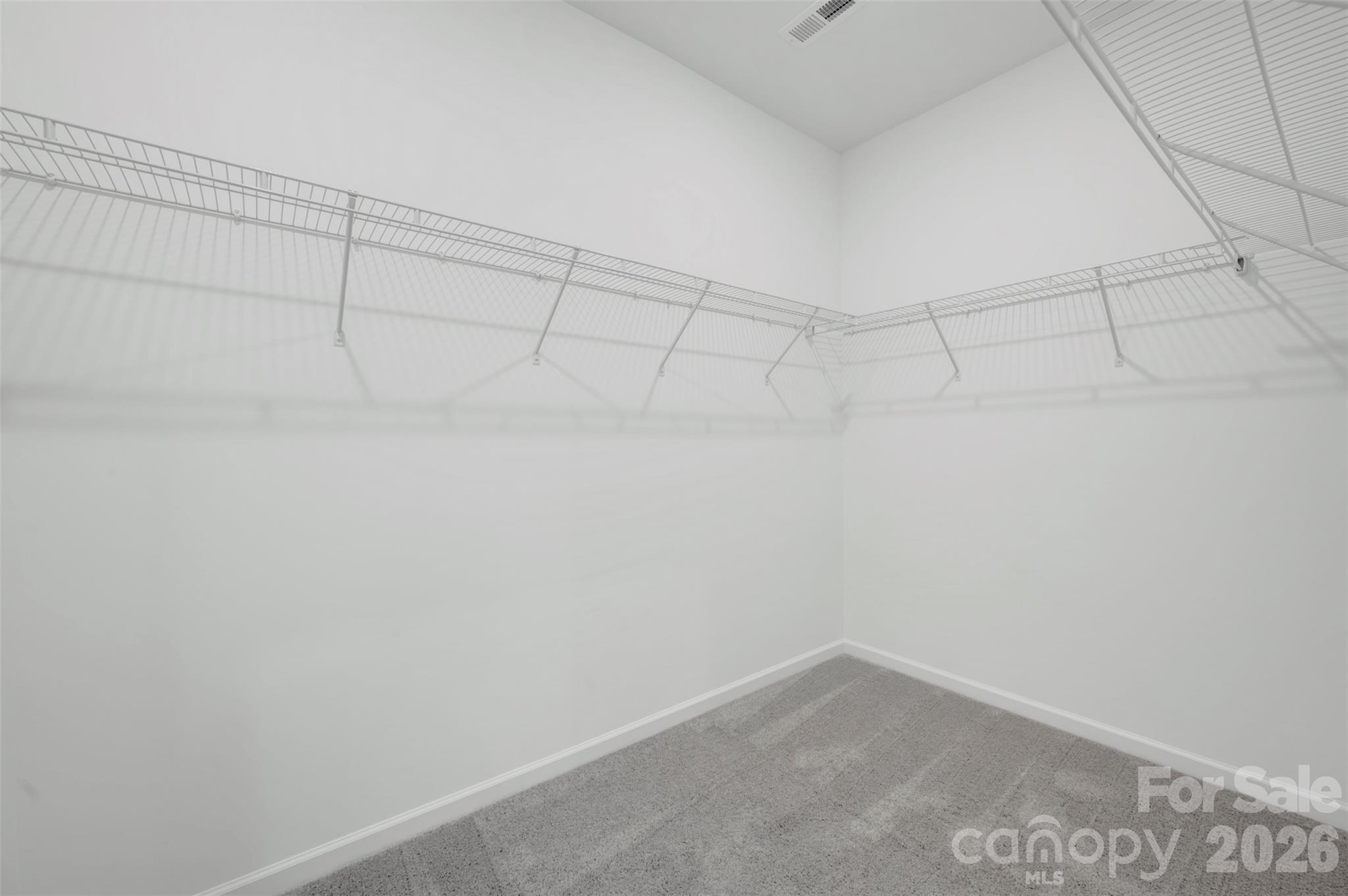 Owner's suite - 238 Amber Glen Drive, Locust