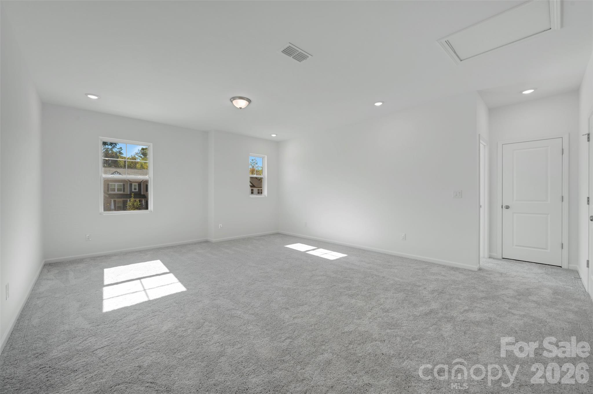 Loft - 238 Amber Glen Drive, Locust