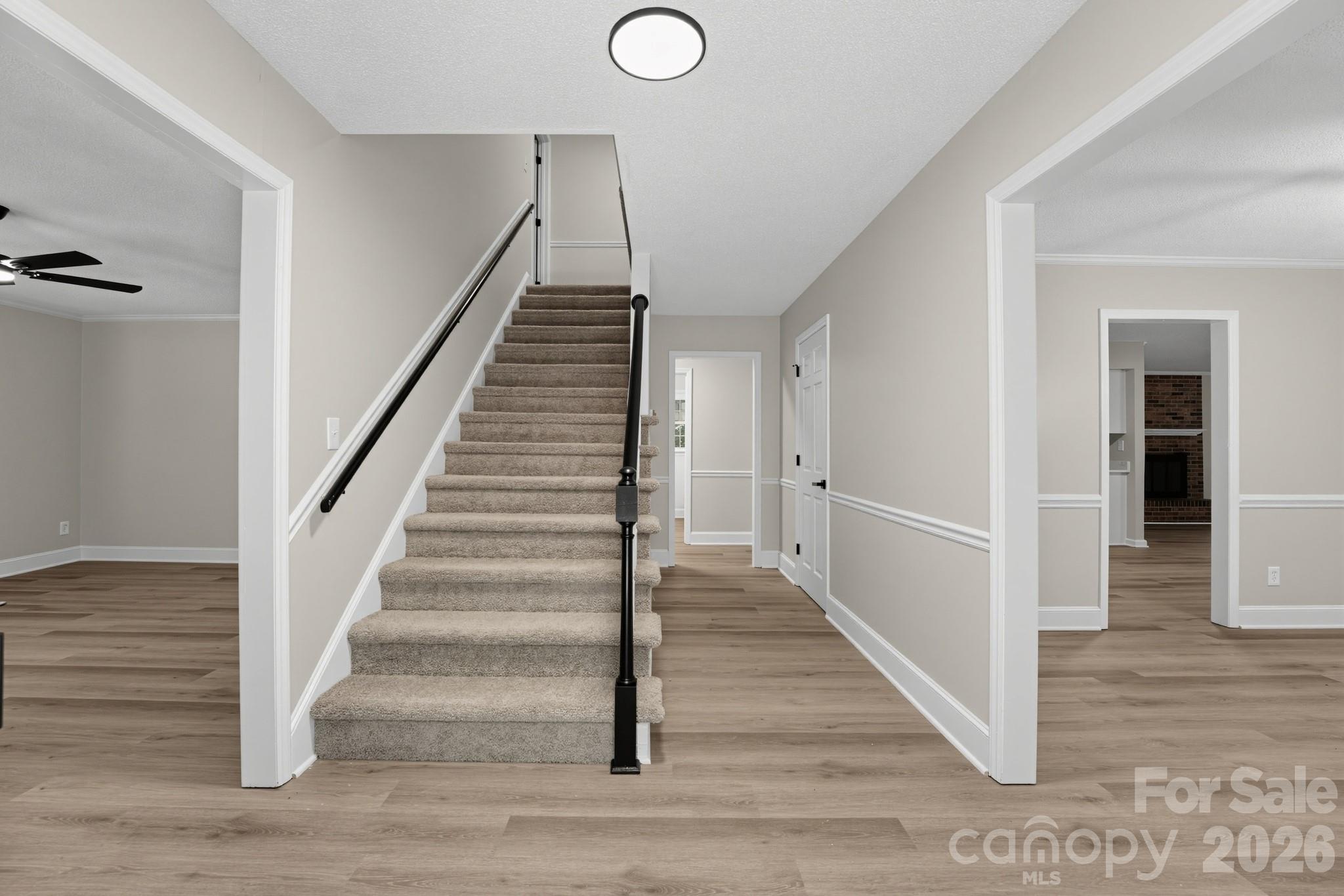 Single Family Residence at 4820 Golfview Court, Mint Hill, photo 3 of 26