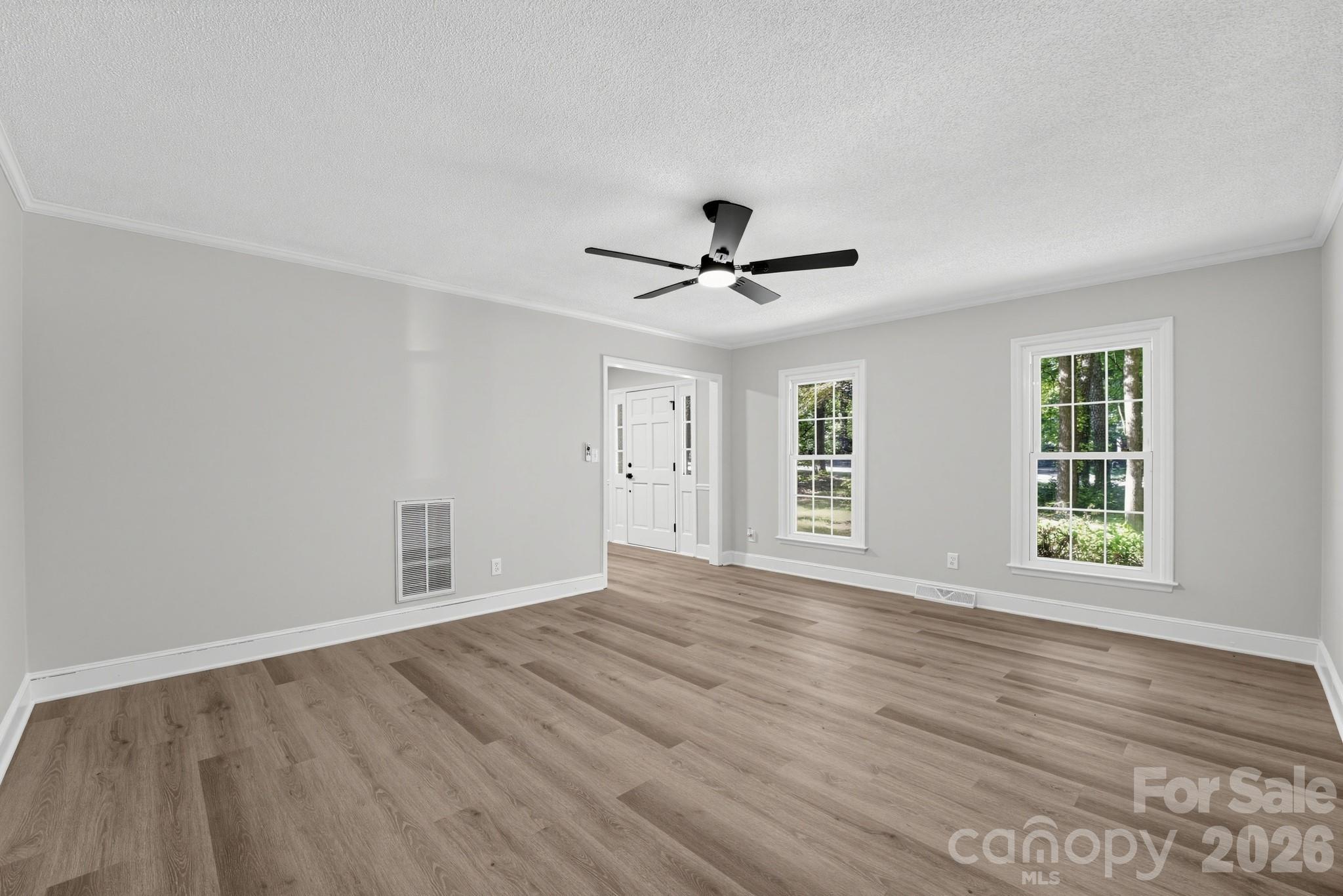 Single Family Residence at 4820 Golfview Court, Mint Hill, photo 6 of 26