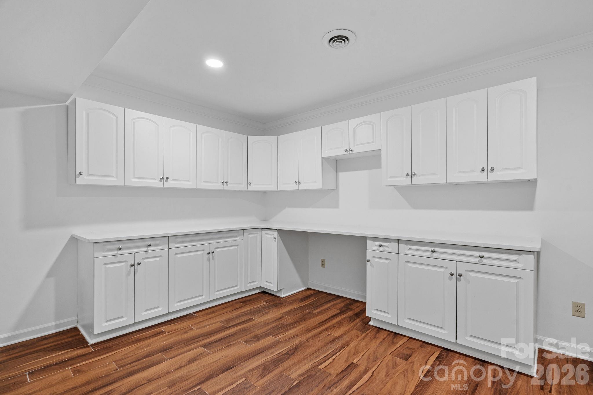 Downstairs Laundry or Flex Space - 263 Hideaway Lane, Mooresville