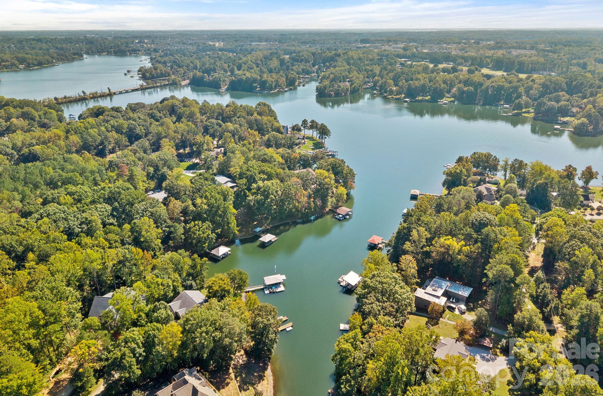 Easy Access to Lake Norman - 263 Hideaway Lane, Mooresville