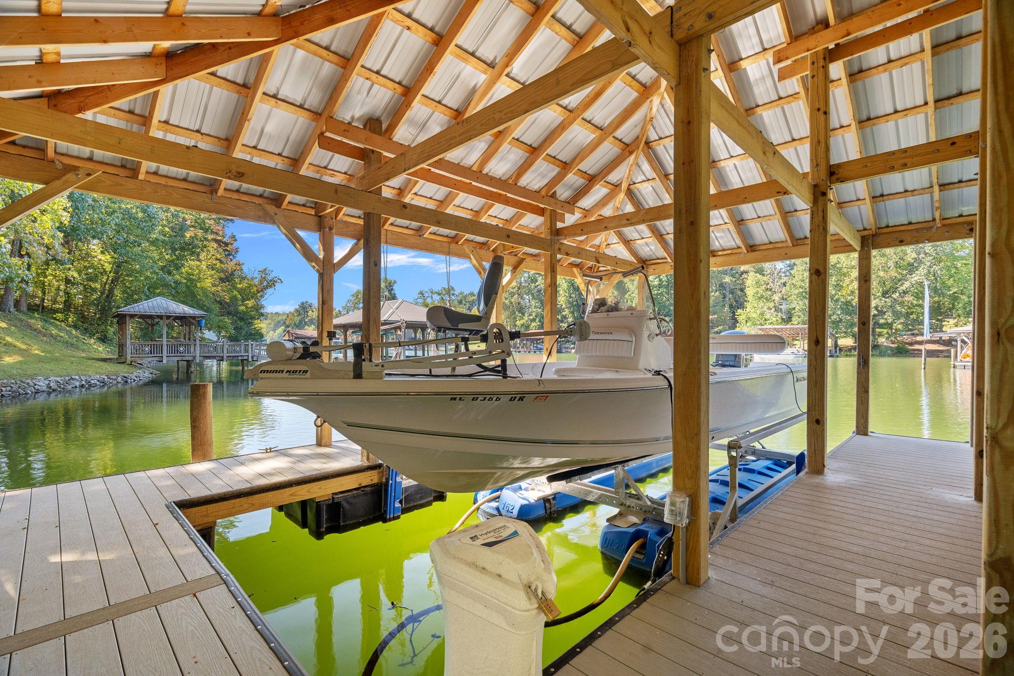 2 Boat Lifts - 263 Hideaway Lane, Mooresville