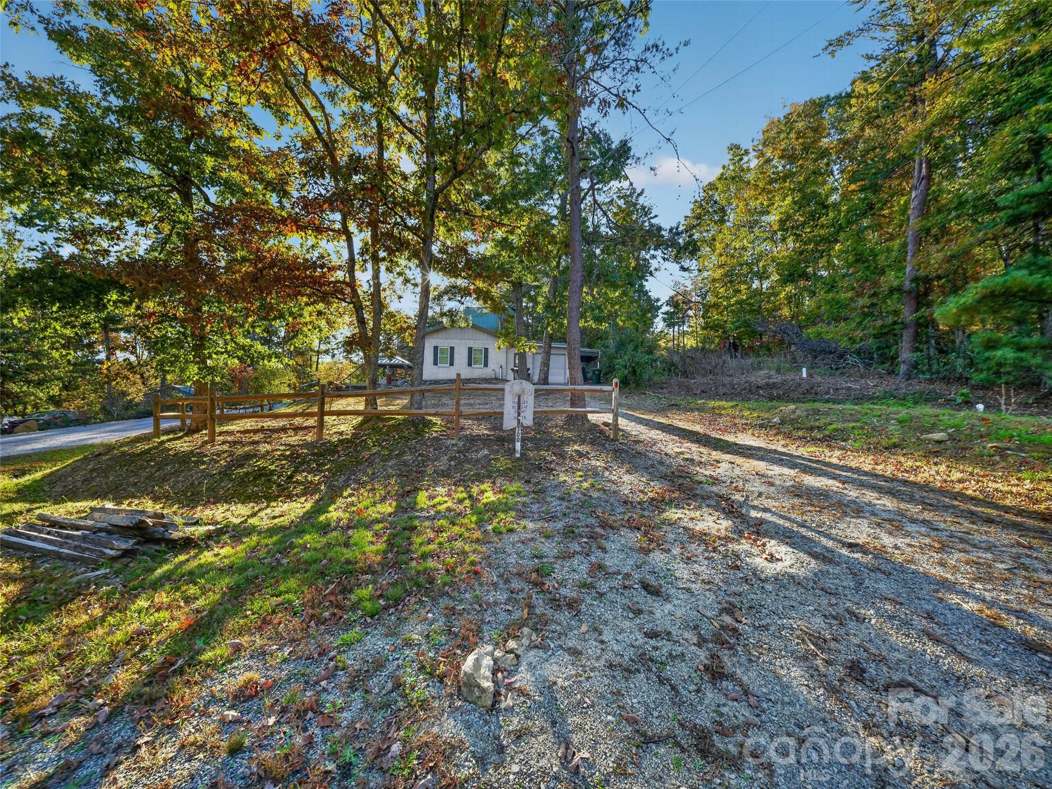 Single Family Residence at 300 Doris Lisa View Drive, Hendersonville, photo 27 of 34