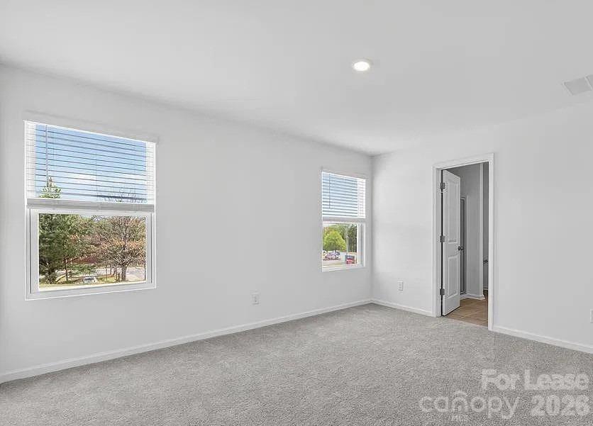 Single Family Residence at 300 Fincastle Glen Road, Shelby, photo 12 of 21