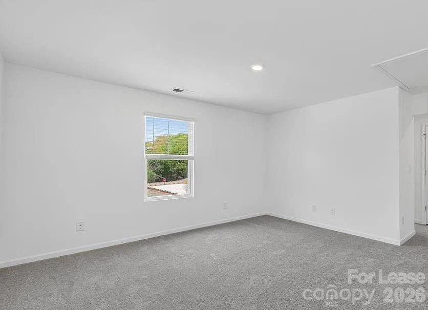 Single Family Residence at 300 Fincastle Glen Road, Shelby, photo 13 of 21