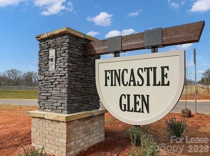 Single Family Residence at 300 Fincastle Glen Road, Shelby, photo 19 of 21