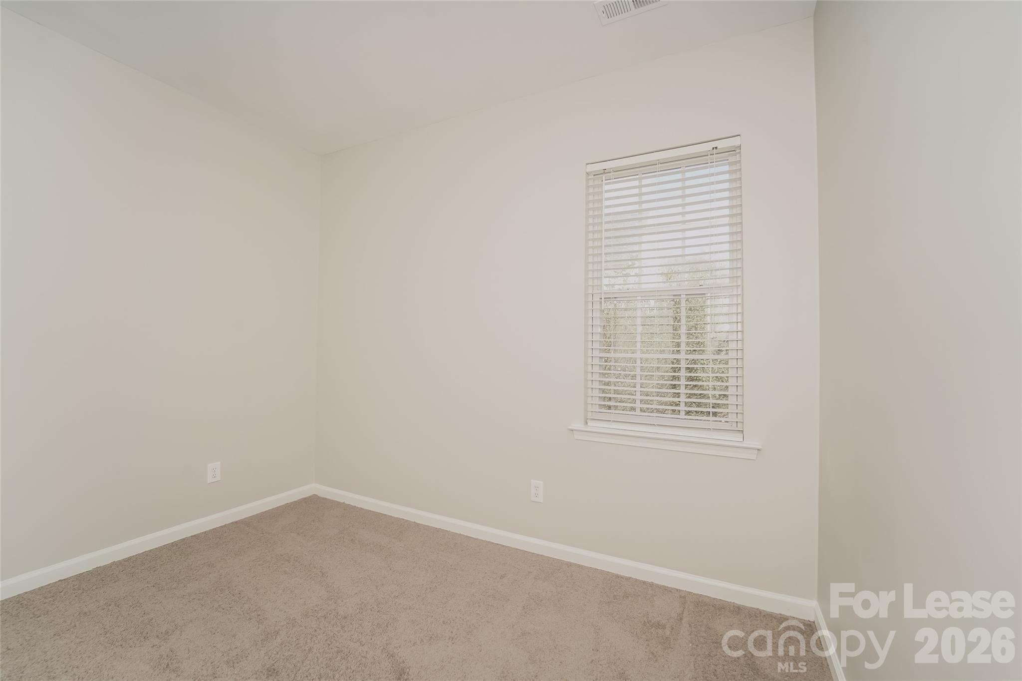 Single Family Residence at 16831 Hampton Crossing Drive, Huntersville, photo 12 of 15