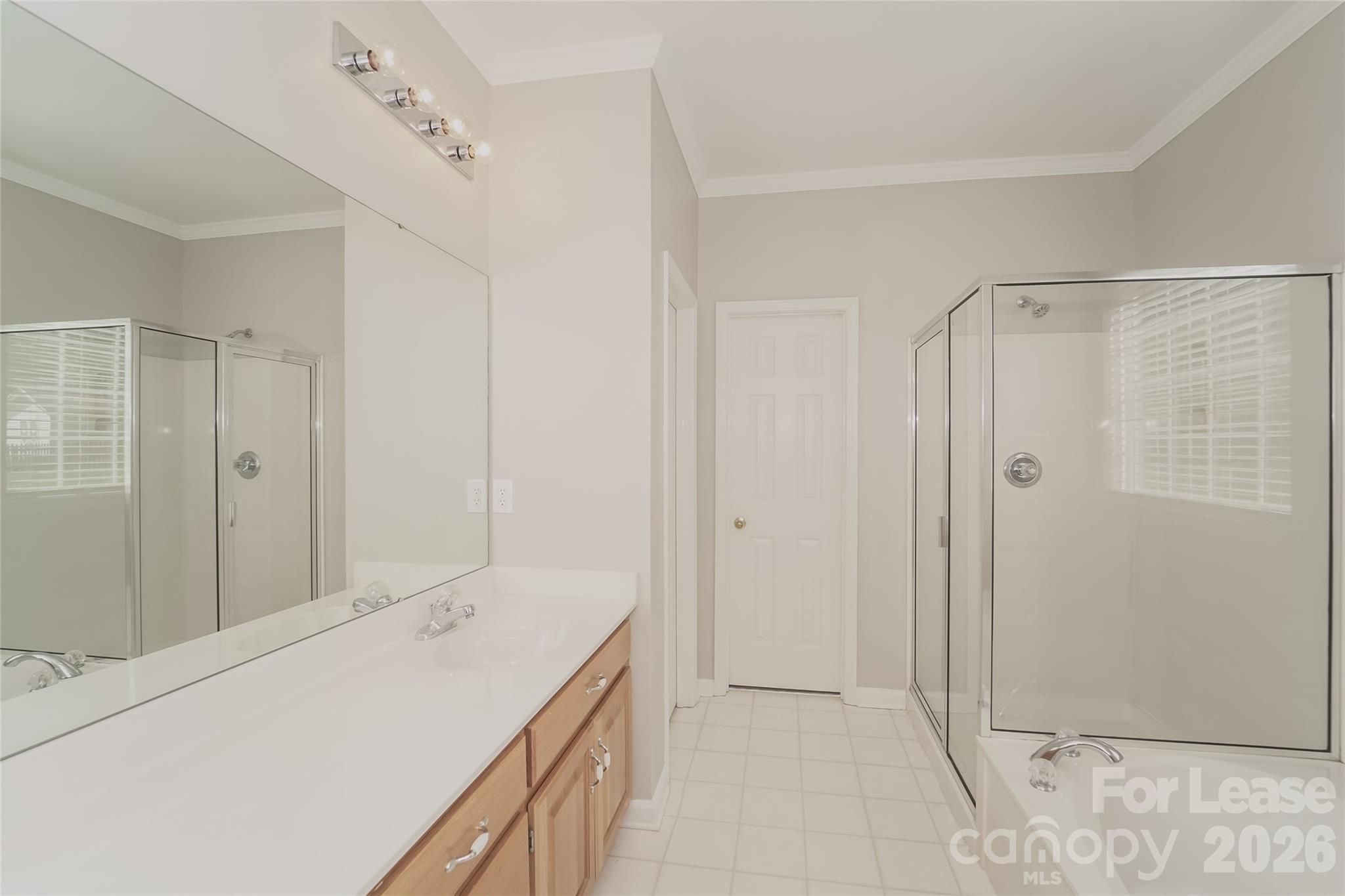 Single Family Residence at 16831 Hampton Crossing Drive, Huntersville, photo 13 of 15