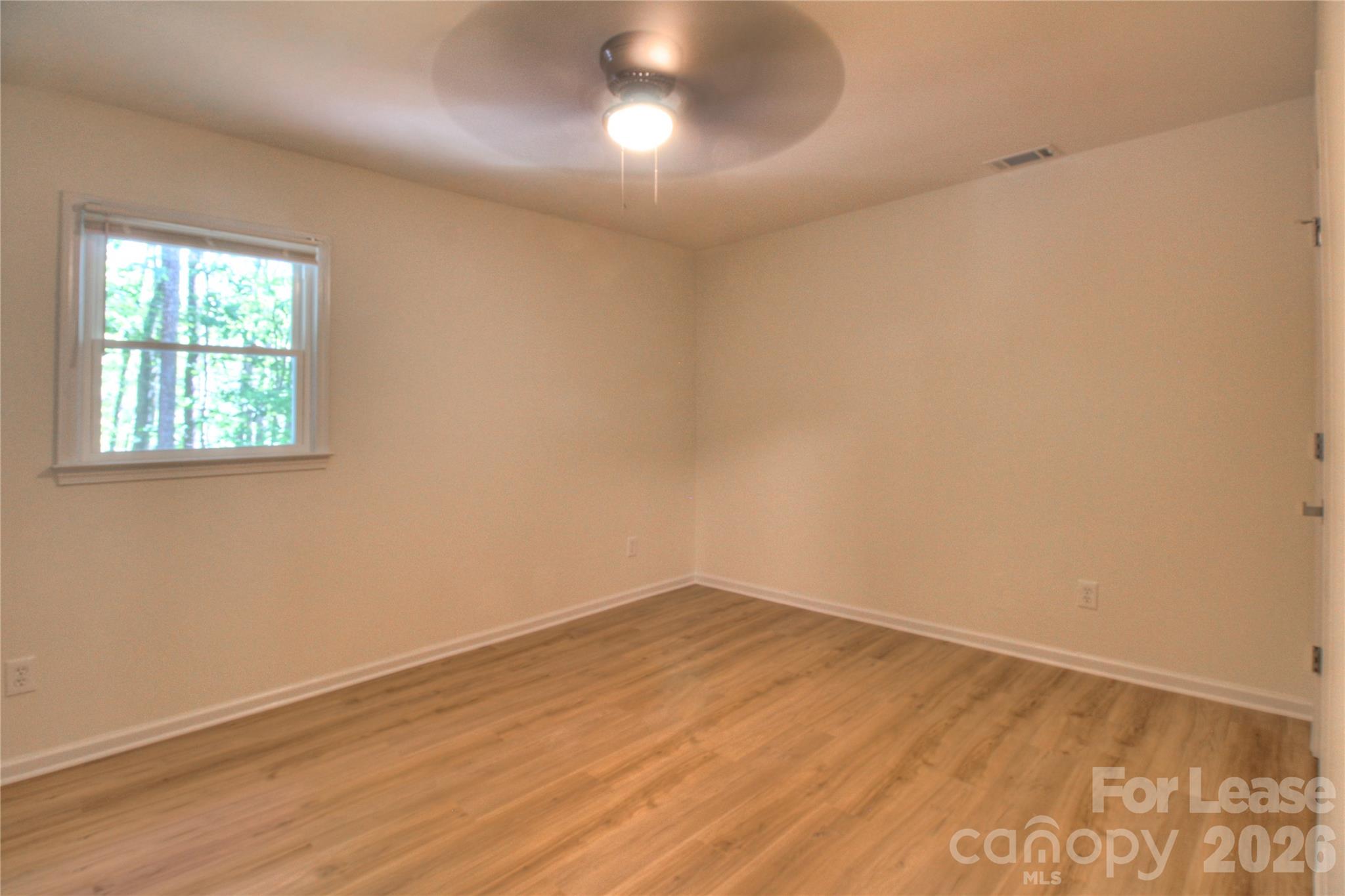 Single Family Residence at 623 Olin Drive, Waxhaw, photo 10 of 20