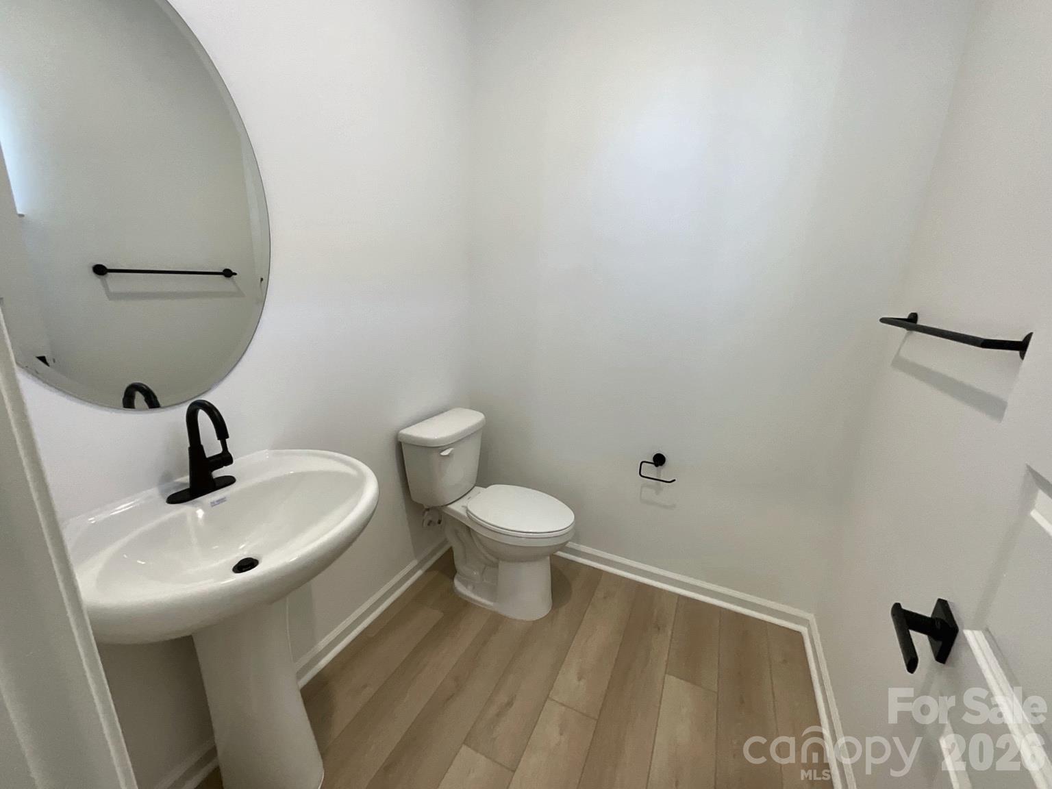 Single Family Residence at 534 Ramona Street, York, photo 9 of 10