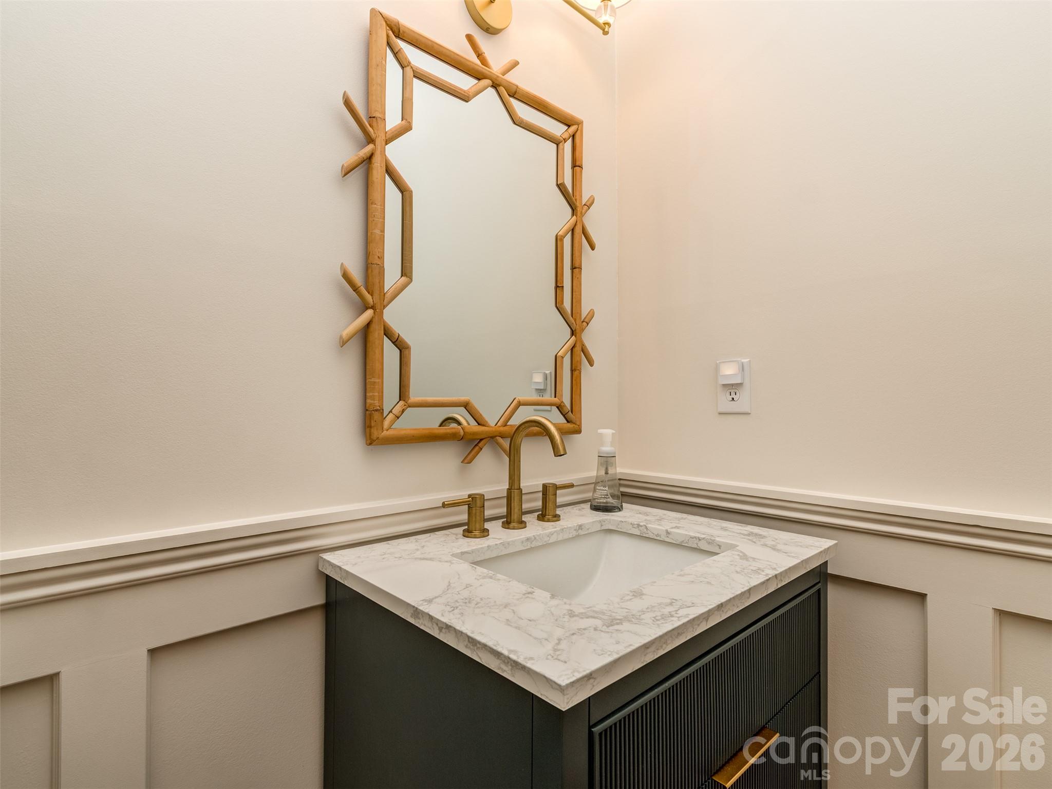 Single Family Residence at 136 Lockerbie Lane, Mooresville, photo 21 of 41