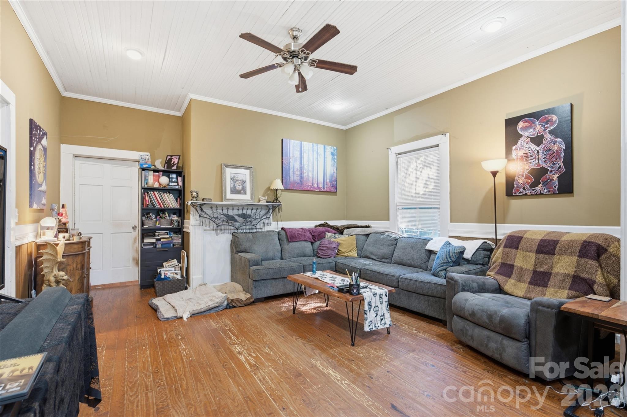 Single Family Residence at 328 S Race Street, Statesville, photo 8 of 29