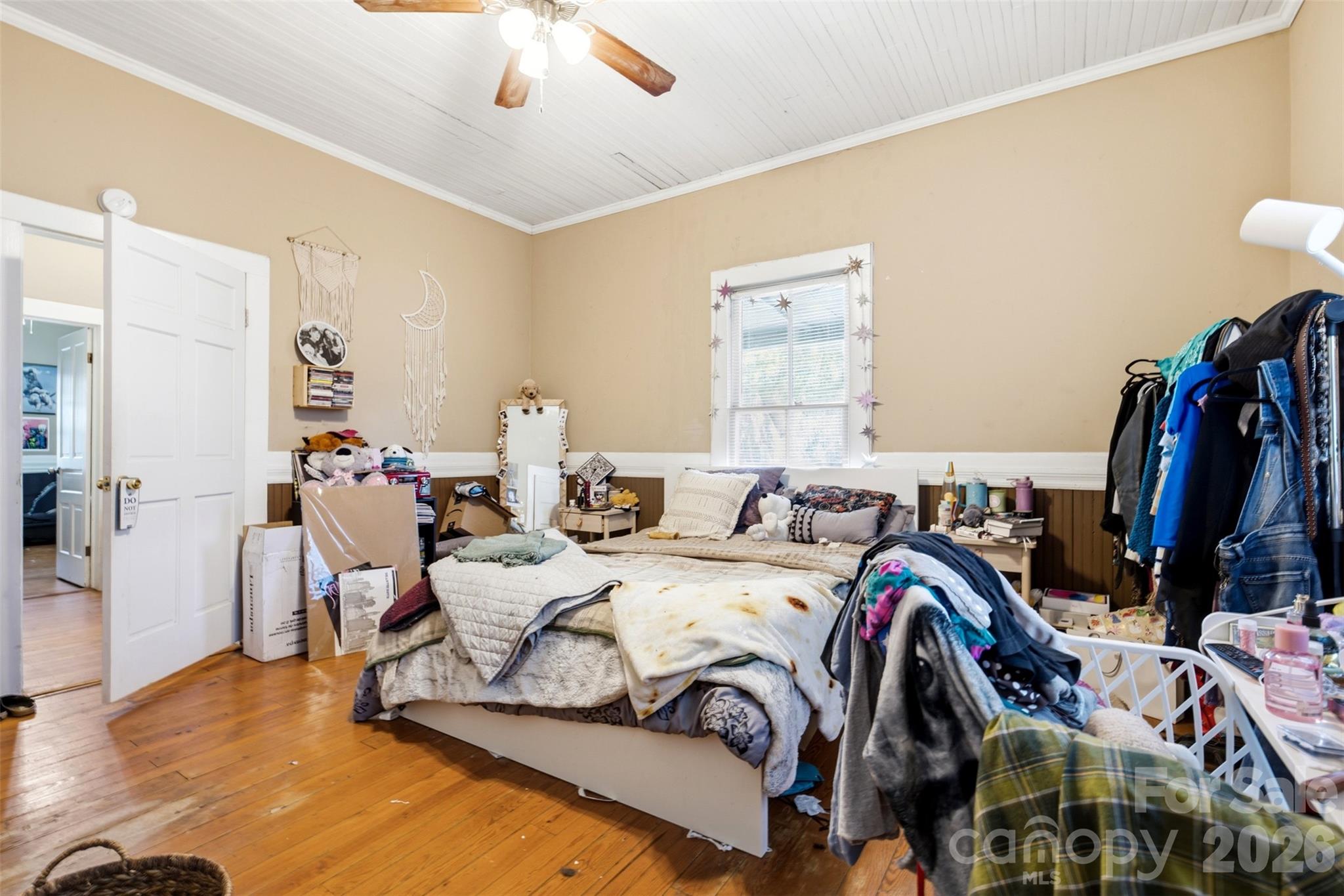 Single Family Residence at 328 S Race Street, Statesville, photo 16 of 29