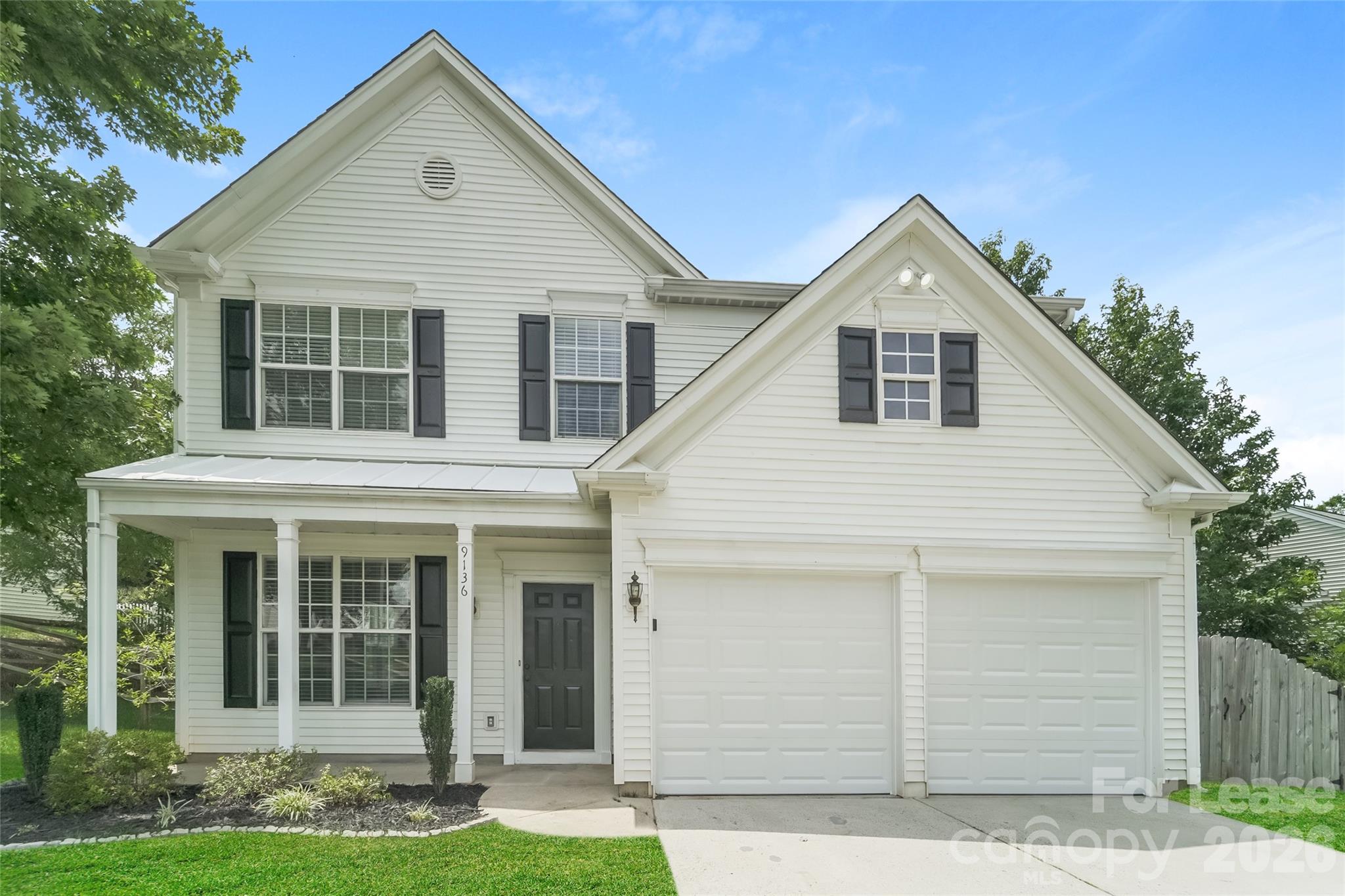 Single Family Residence at 9136 Culcairn Road, Huntersville, photo 3 of 15