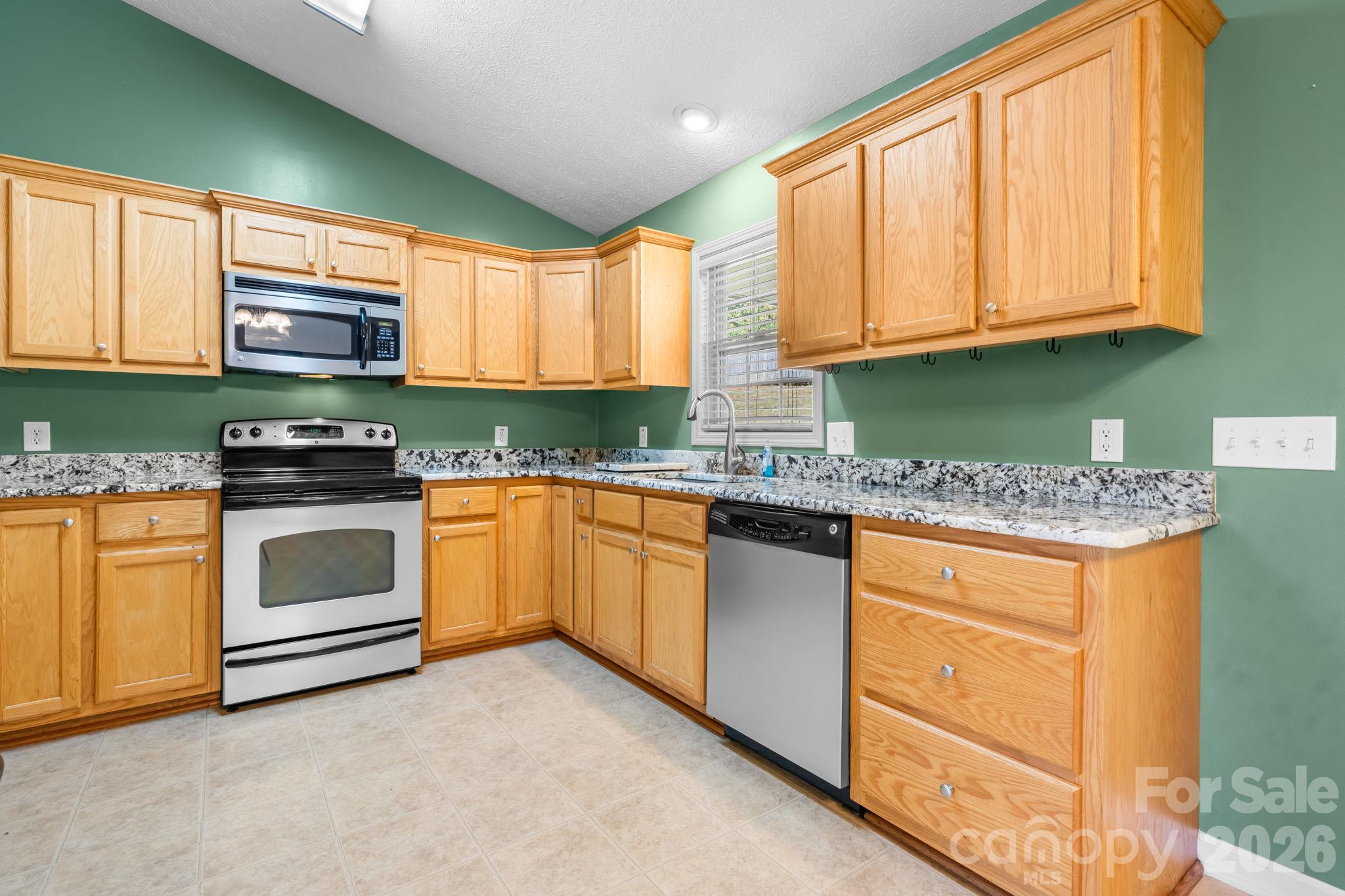 Single Family Residence at 2137 Olde Farm Road, Hudson, photo 11 of 38