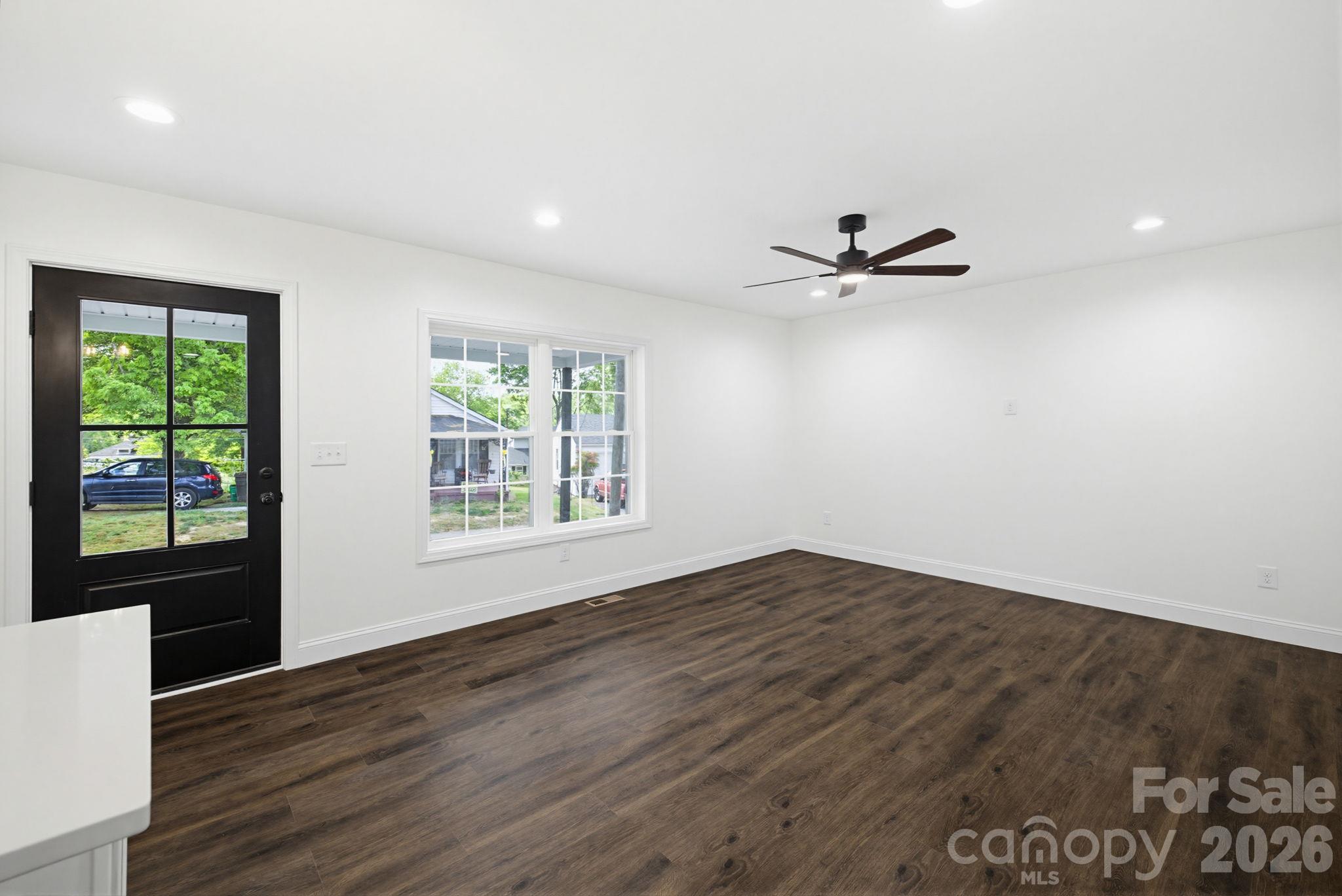 Single Family Residence at 321 S Branch Street, Reidsville, photo 7 of 31