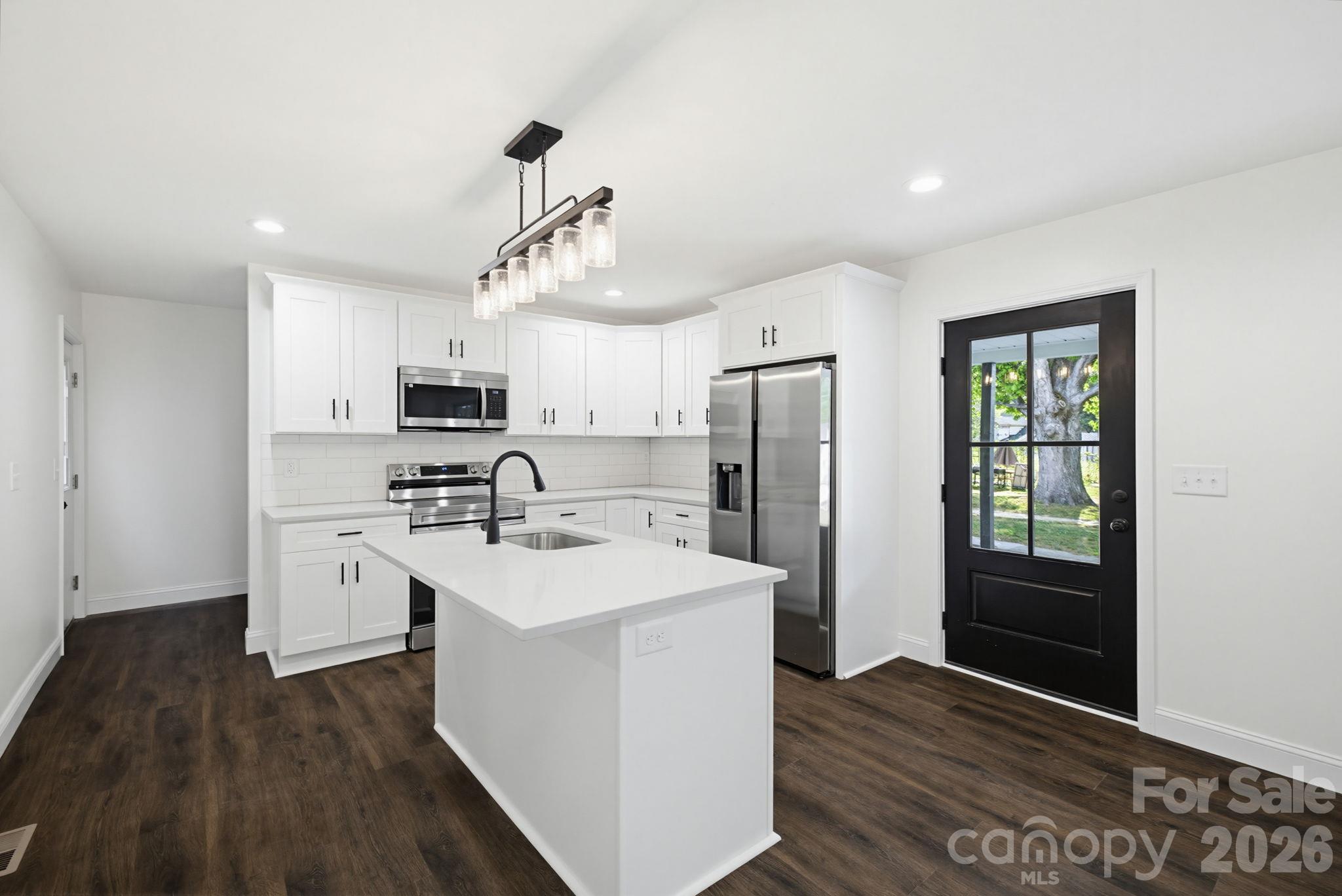 Single Family Residence at 321 S Branch Street, Reidsville, photo 10 of 31