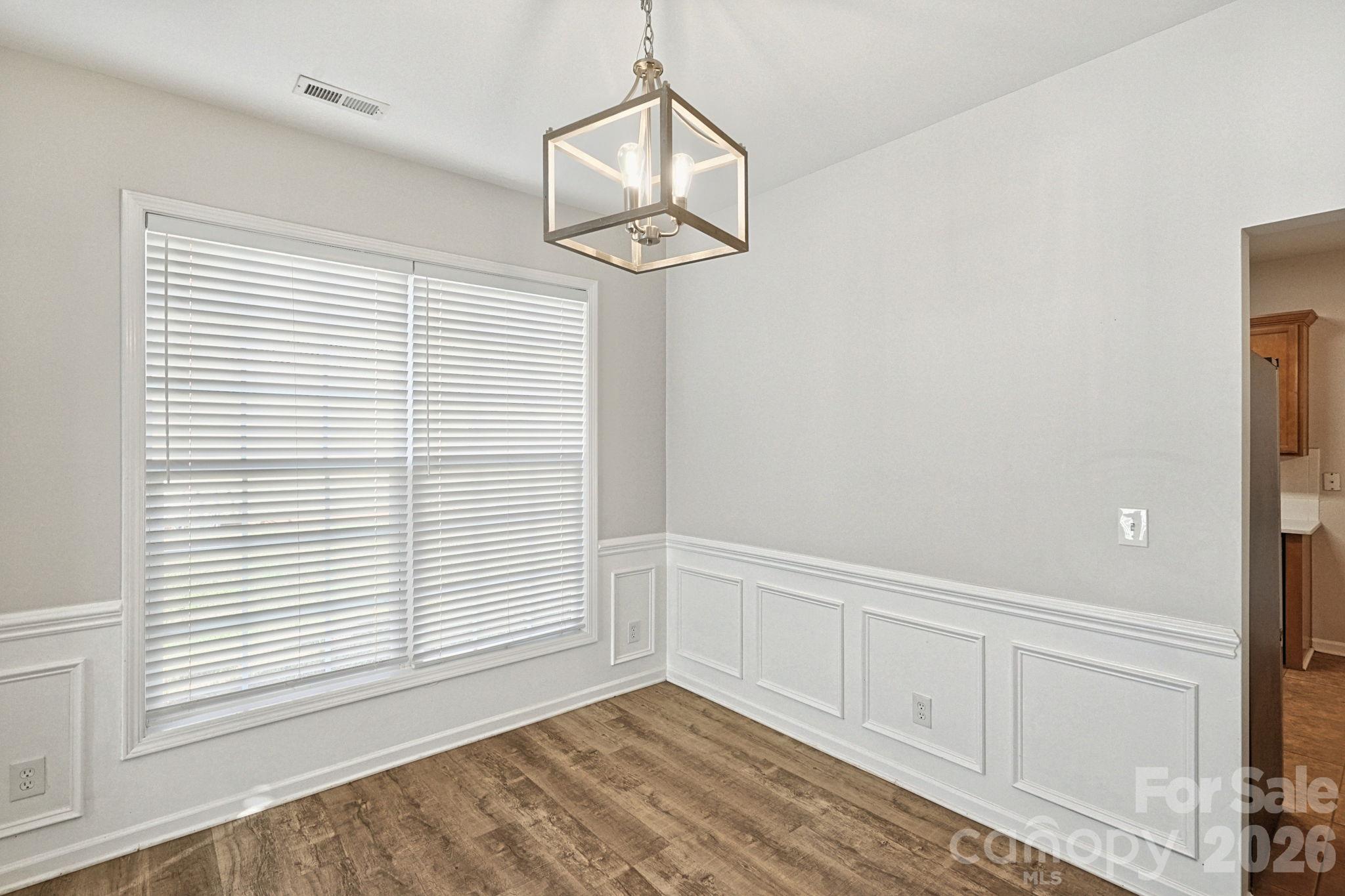 Single Family Residence at 107 Vance Crescent Drive, Mooresville, photo 14 of 45